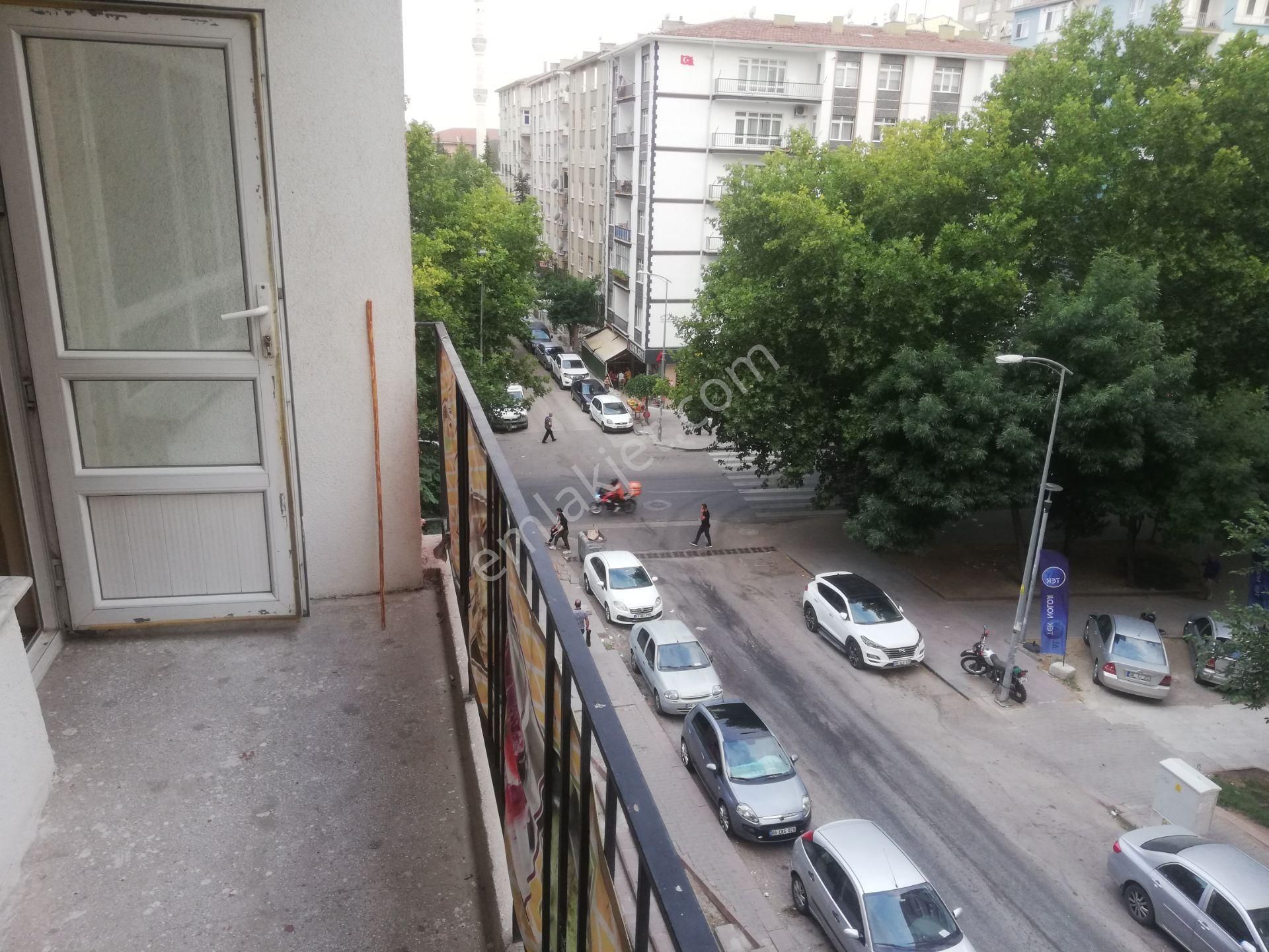 Demet'te Konaklı'dan 3+1 Ön Cp.3.katta Kombili Asansörlü Mantolamalı Hst.metro Ykn.güneşli - Görsel 17