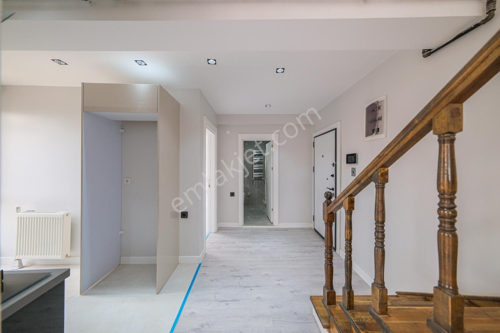 Dikilitaş'ta Fırsat Tapu Masrafsız Dubleks Daire