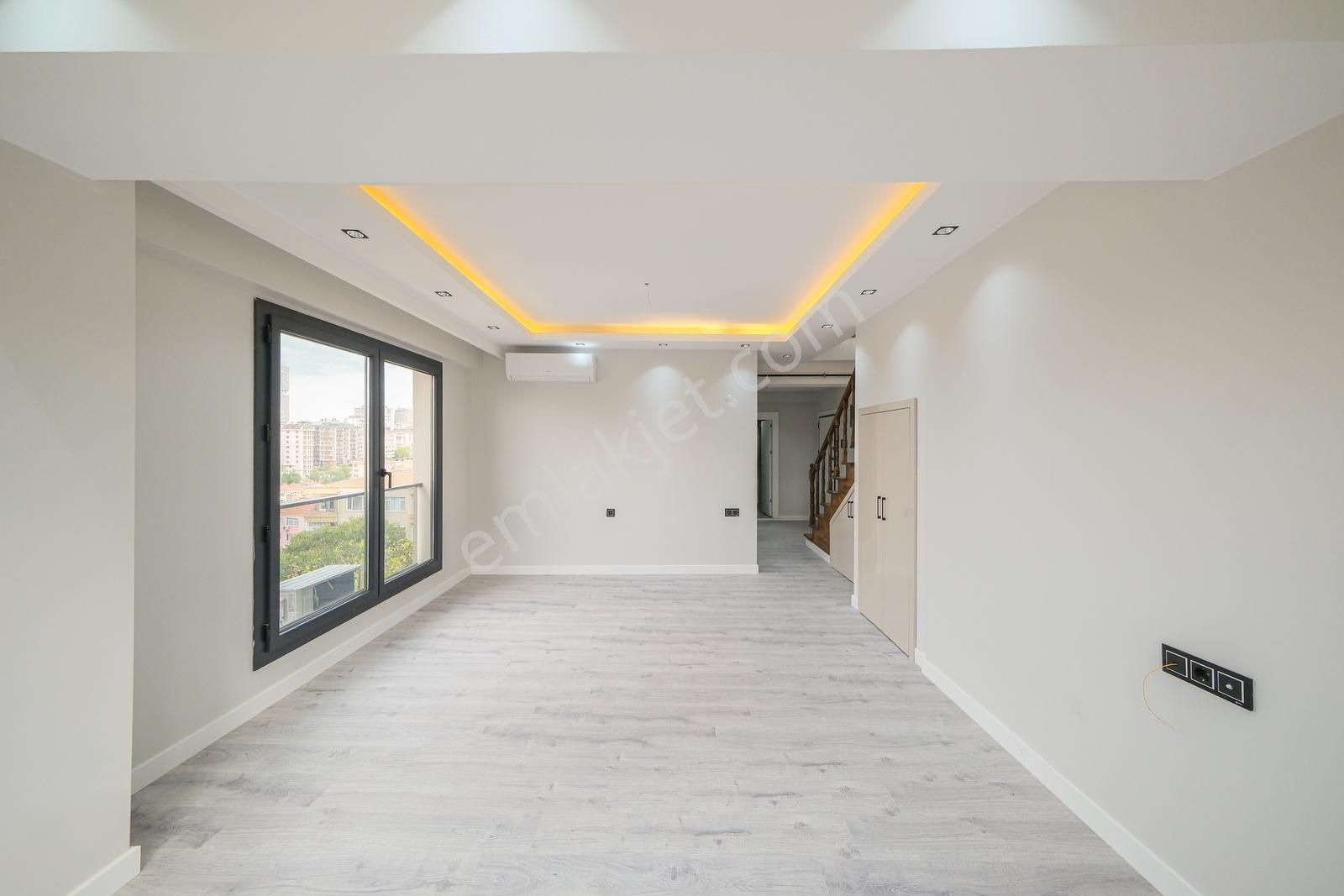 Dikilitaş'ta Fırsat Tapu Masrafsız Dubleks Daire - Görsel 18