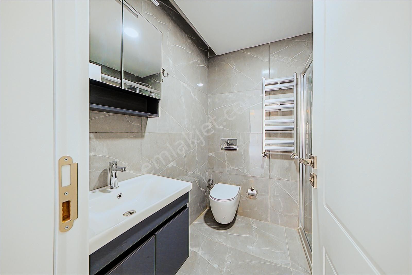 Dikilitaş'ta Fırsat Tapu Masrafsız Dubleks Daire - Görsel 25