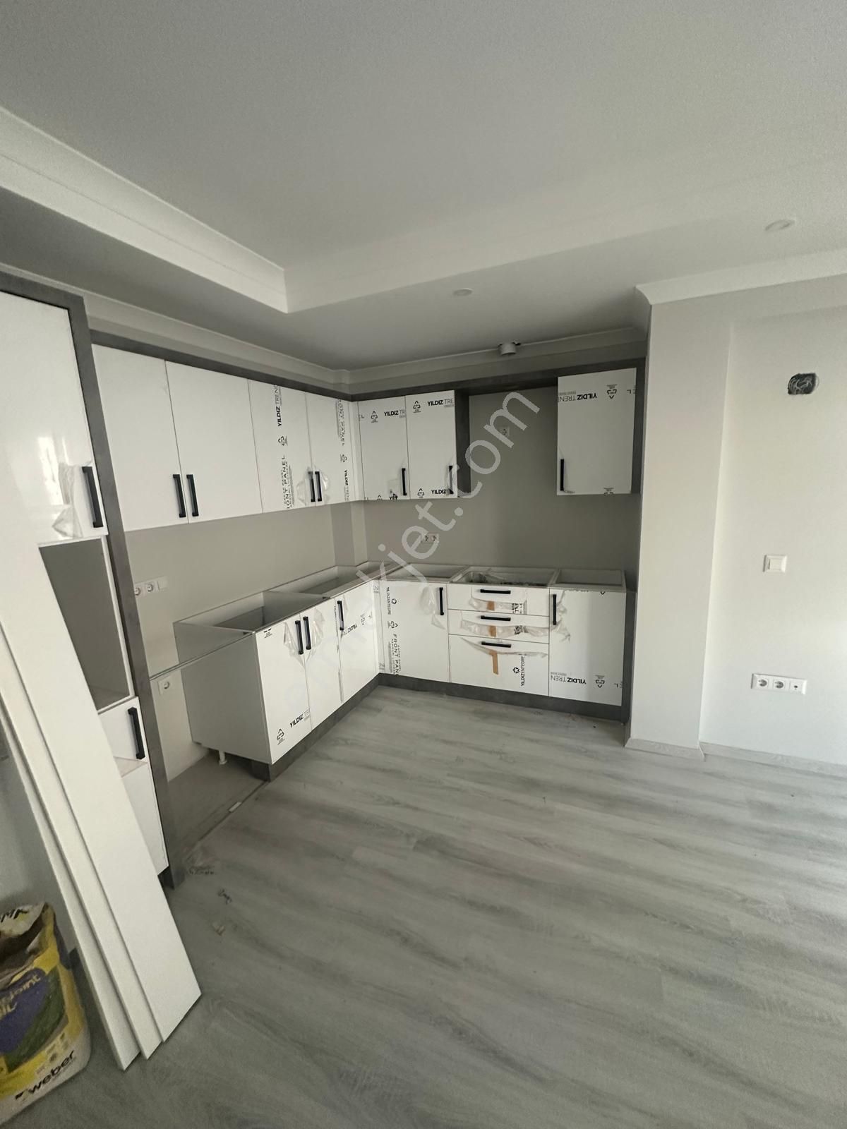 Muğla Dalaman Karaçalı Mahallesi 2+1 Giriş Kat, Asansörlü, Ebeveyn Banyolu Daire - Görsel 3