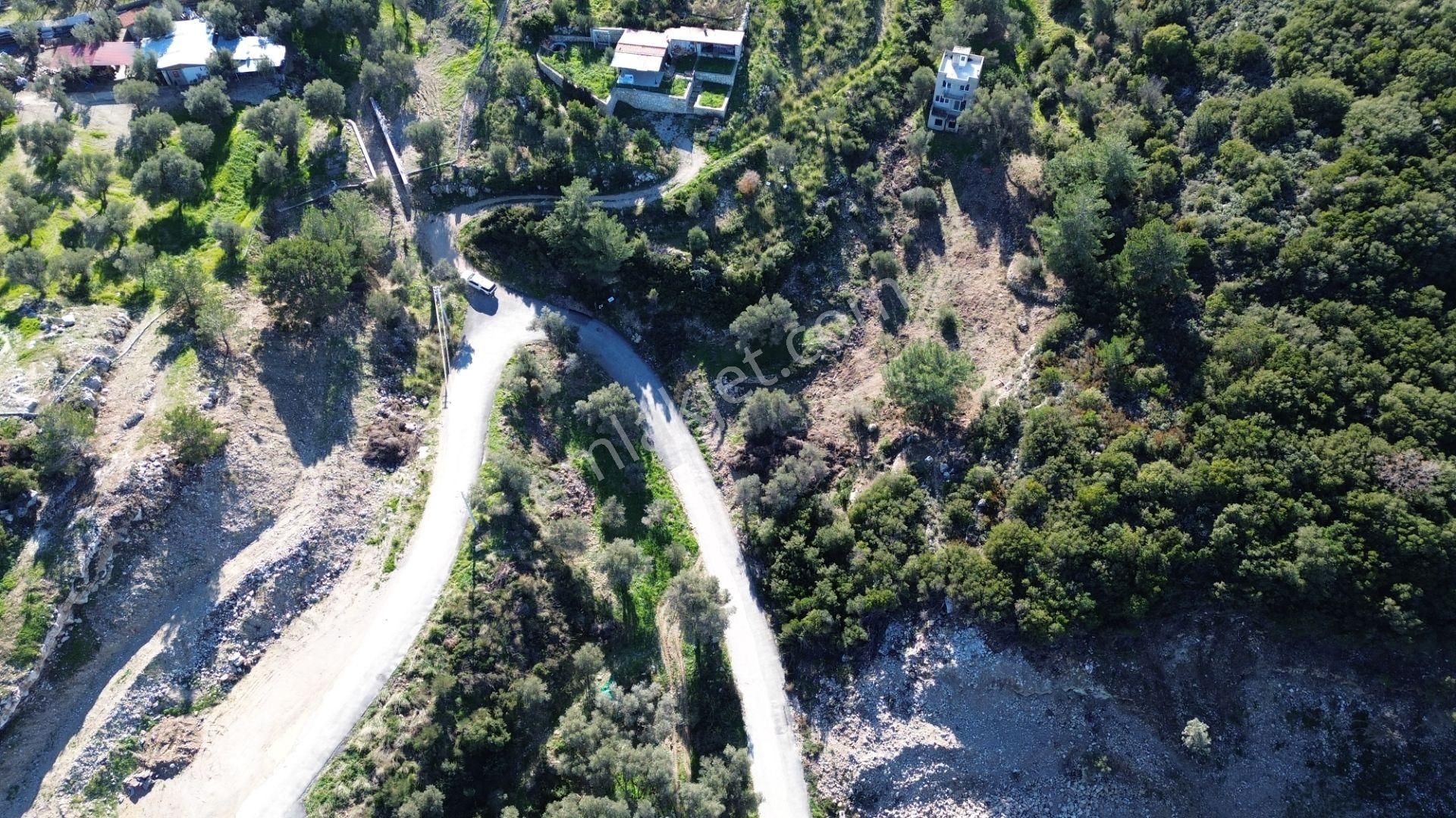 Karaburun İnecik'te İçerisinde 4+1 Müstakil Villa Bulunan Arazi - Görsel 16