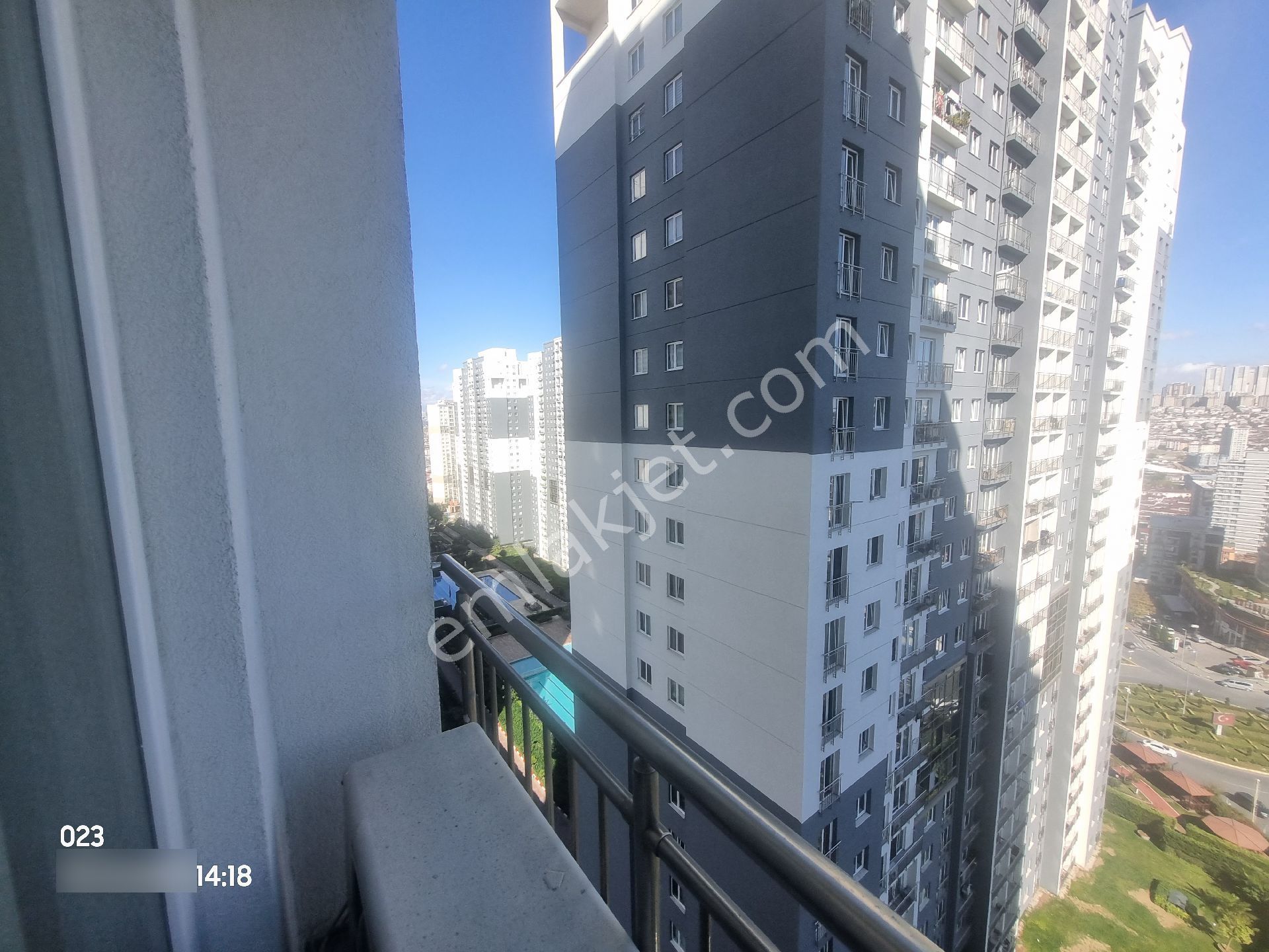 Esenyurt İnnovıa 3 Site Ful Eşyali Kiralik Daire 1+1 - Görsel 15