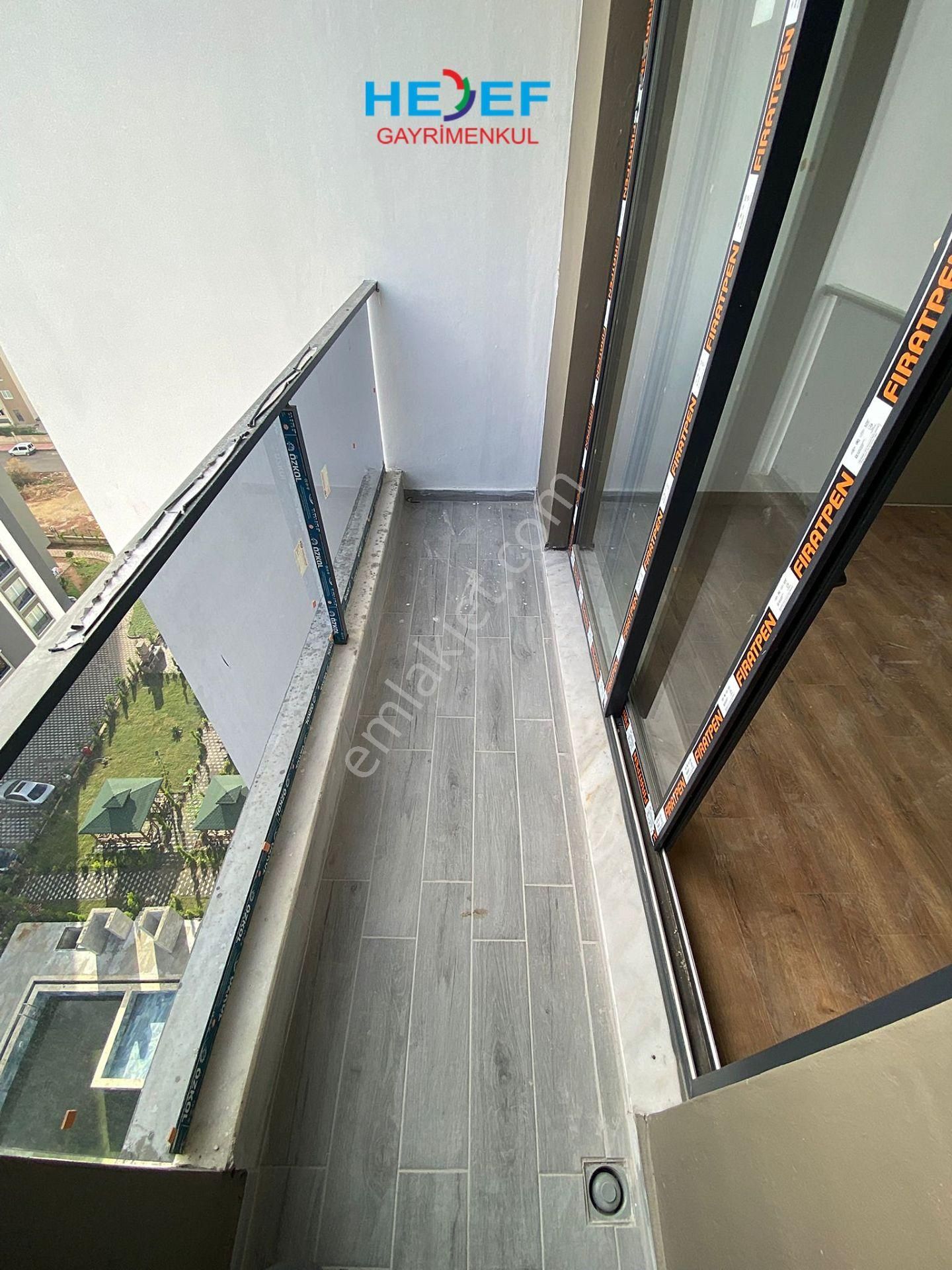 Hedef'ten Yaşardoğu Cad. Üzeri Deniz Manzaralı Kombili 1+1 - Görsel 13