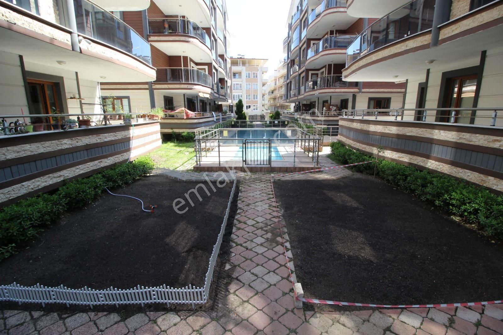 Sadece Parstan Altınkumda Kapalı Otoparklı Havuzlu Ultralüks 4+1 - Görsel 4