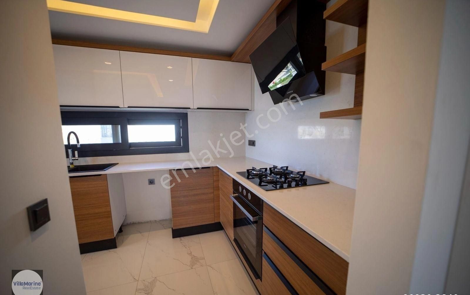 Karaova'da Sahile Yakın Sıfır 3+1 Villa - Görsel 21