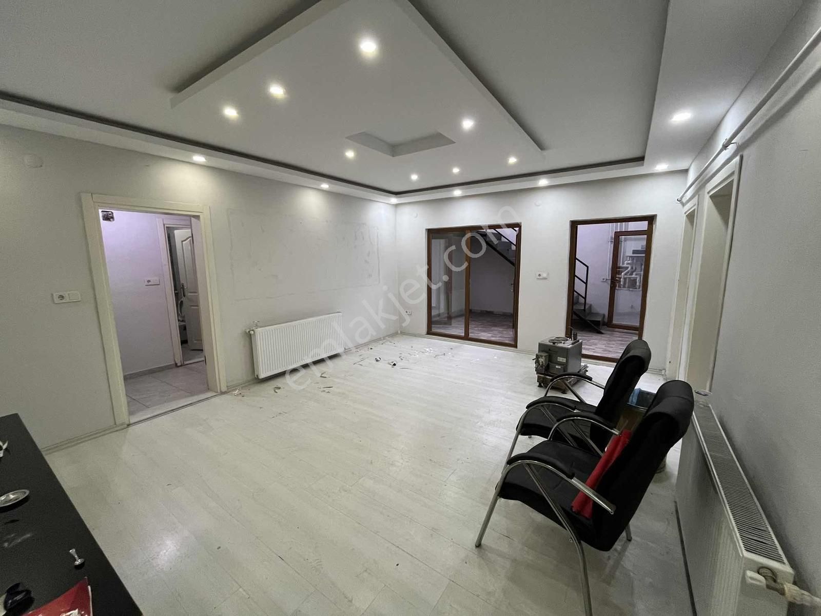 Yön Group'tan Ömercikler Mh'de Kiralık 4+1 Daire - Görsel 2