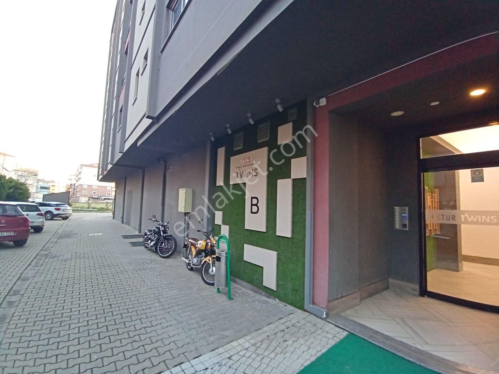 Çanakkale Merkez Troya Cad Üzerinde Site İçi Kiralık 2+1 Daire - Görsel 4