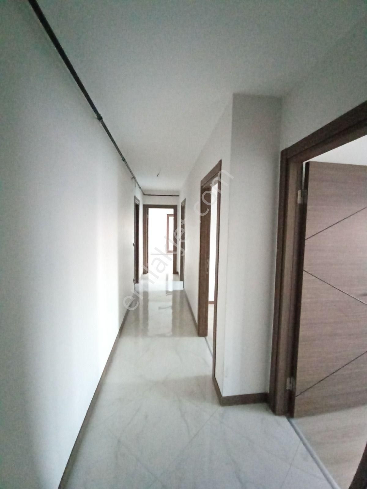 Çanakkale Merkez Troya Cad Üzerinde Site İçi Kiralık 2+1 Daire - Görsel 10