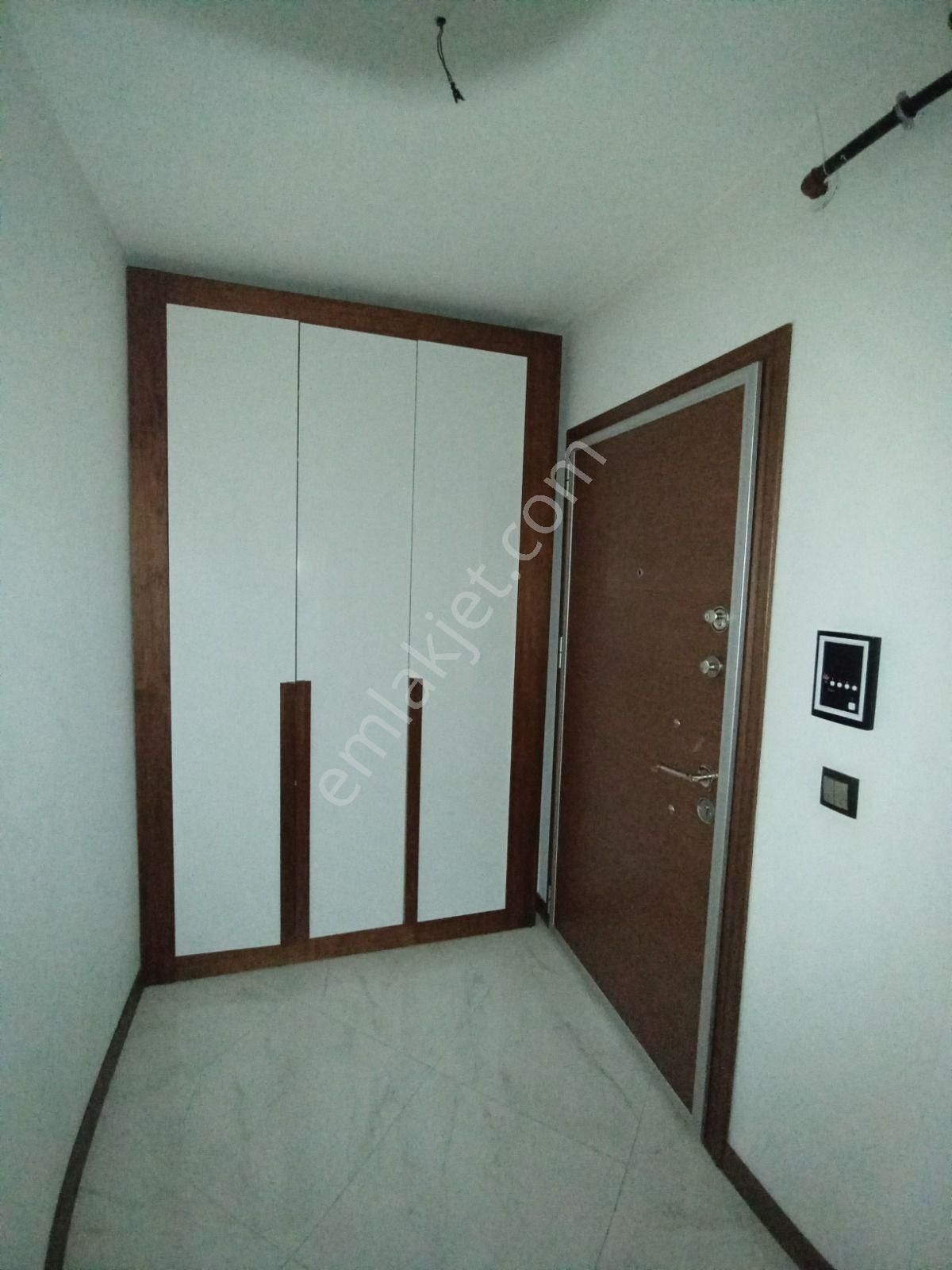 Çanakkale Merkez Troya Cad Üzerinde Site İçi Kiralık 2+1 Daire - Görsel 6