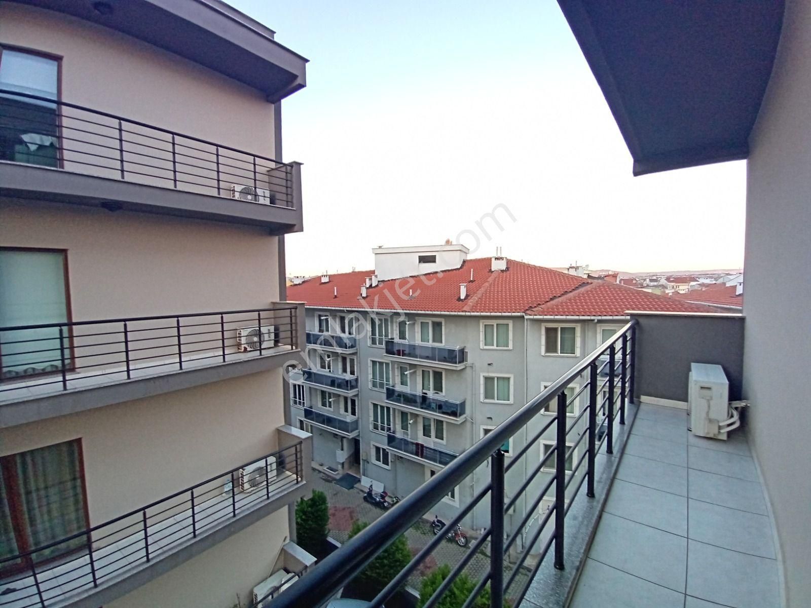 Çanakkale Merkez Troya Cad Üzerinde Site İçi Kiralık 2+1 Daire - Görsel 11