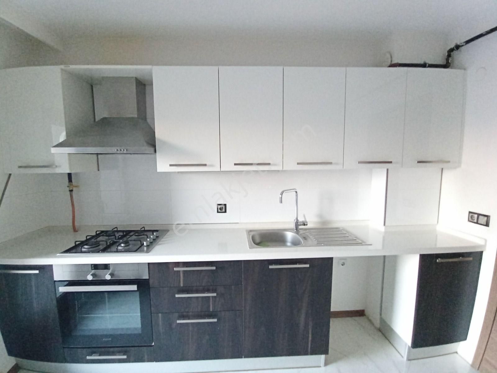 Çanakkale Merkez Troya Cad Üzerinde Site İçi Kiralık 2+1 Daire - Görsel 18