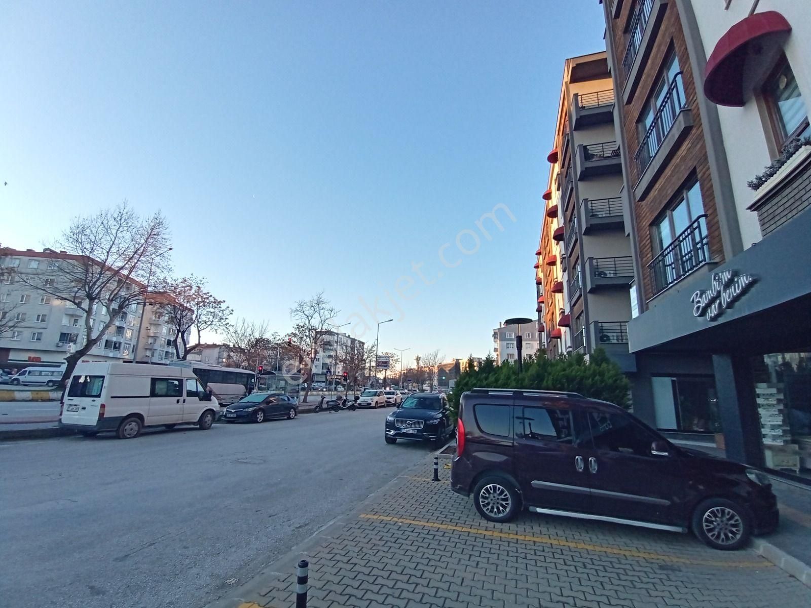 Çanakkale Merkez Troya Cad Üzerinde Site İçi Kiralık 2+1 Daire - Görsel 33