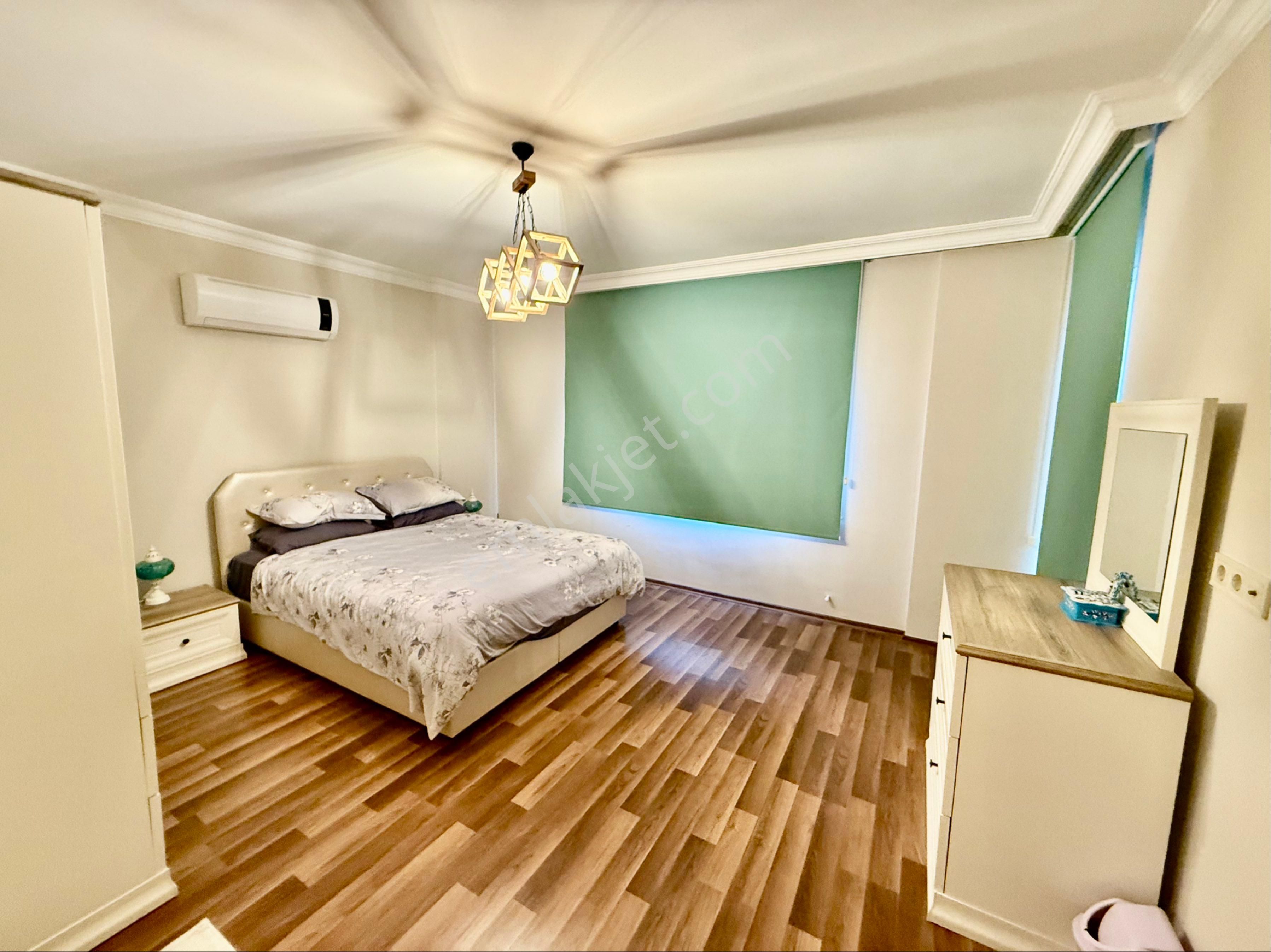 Deniz Manzaralı Bahçe Kullanımlı 3+1 170m2 Daire - Görsel 29