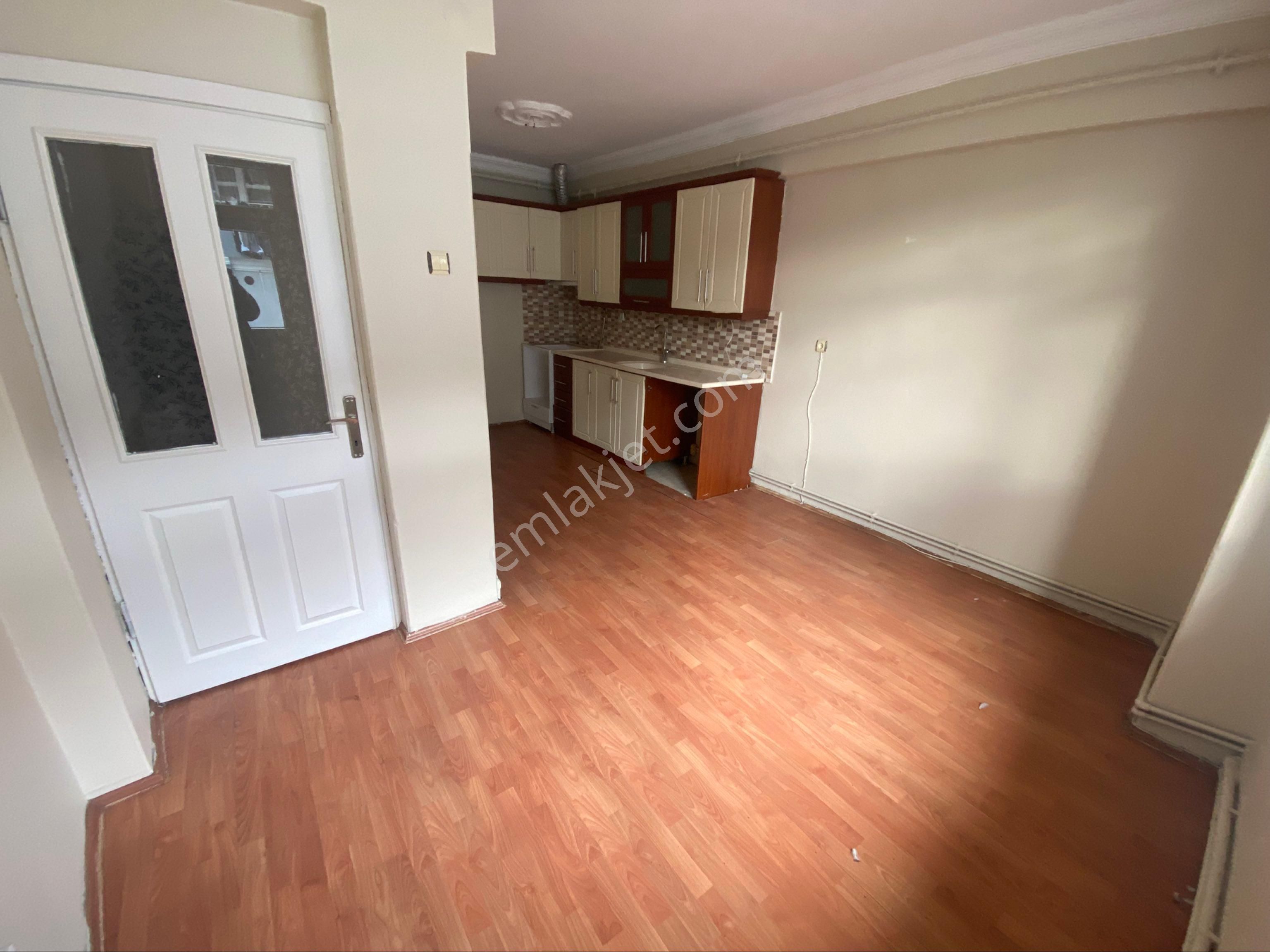 Furkan Emlaktan Kadifekale Mh. 3+1 3.kat 120m2 3 Balkonlu Satılık Fırsat Daire - Görsel 13