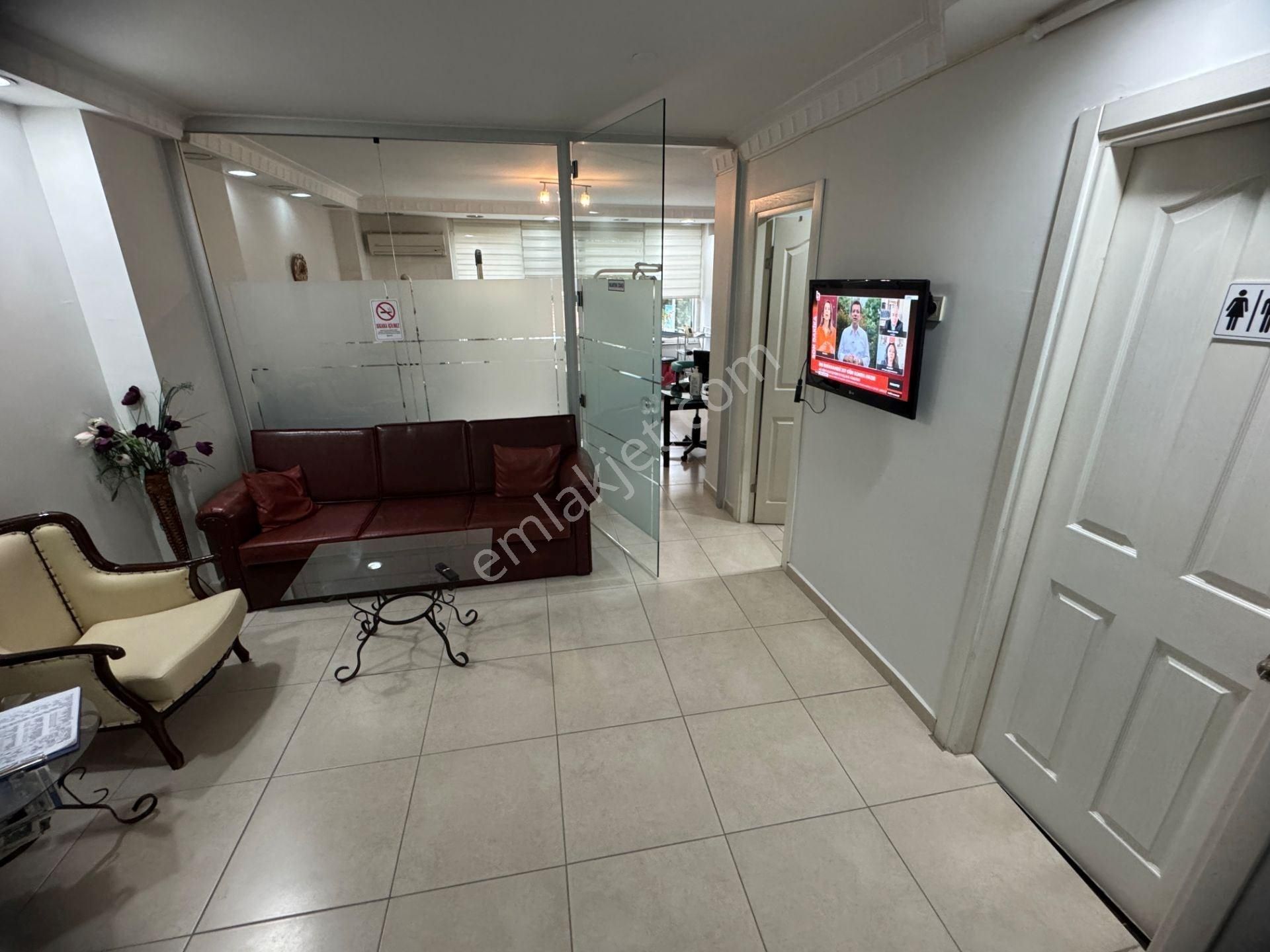 Üsküdar Bağlarbaşı Merkezde 20 Yıllık Diş Muayenehanesi Devren Satılık - Görsel 24