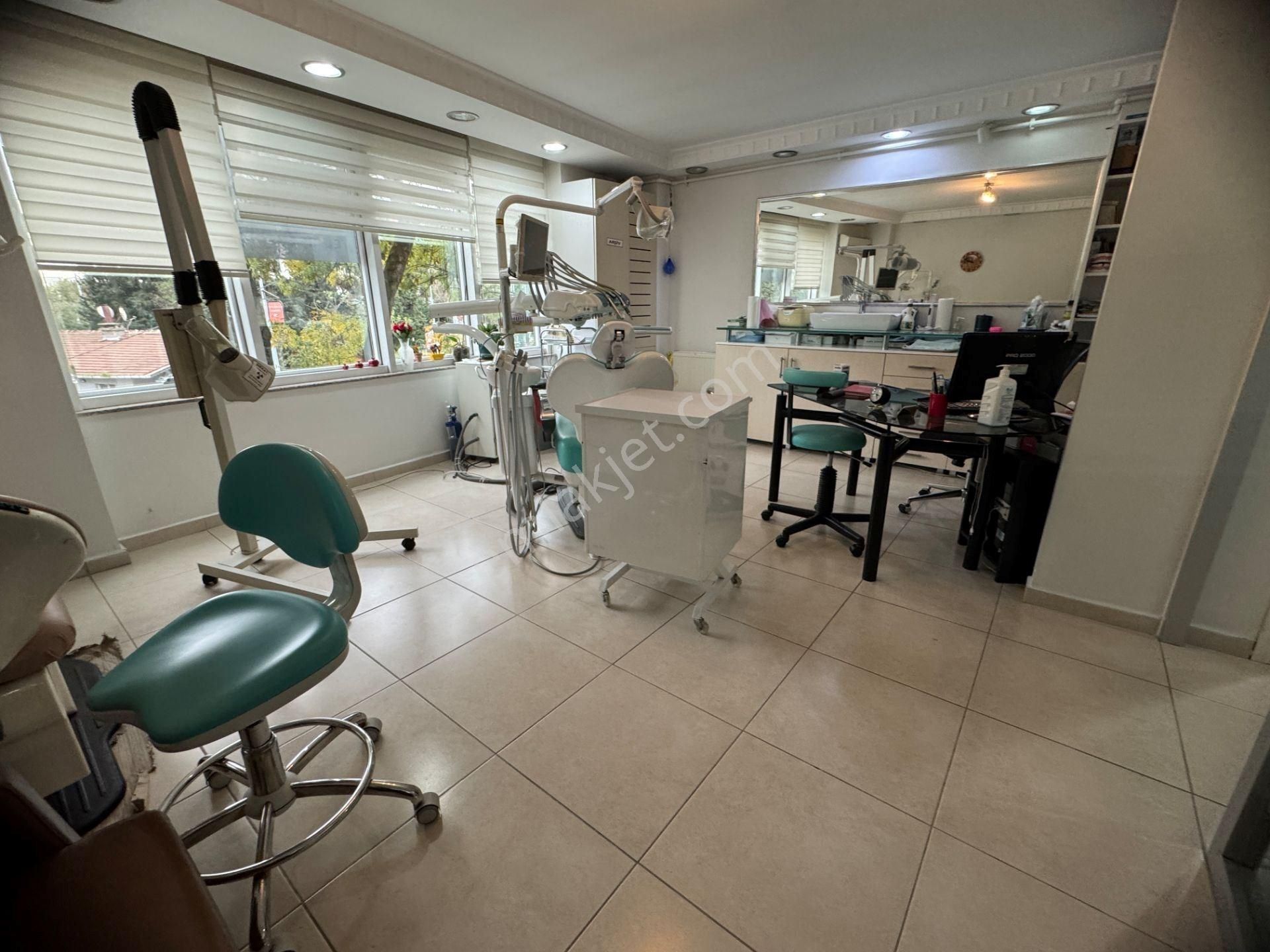 Üsküdar Bağlarbaşı Merkezde 20 Yıllık Diş Muayenehanesi Devren Satılık - Görsel 19