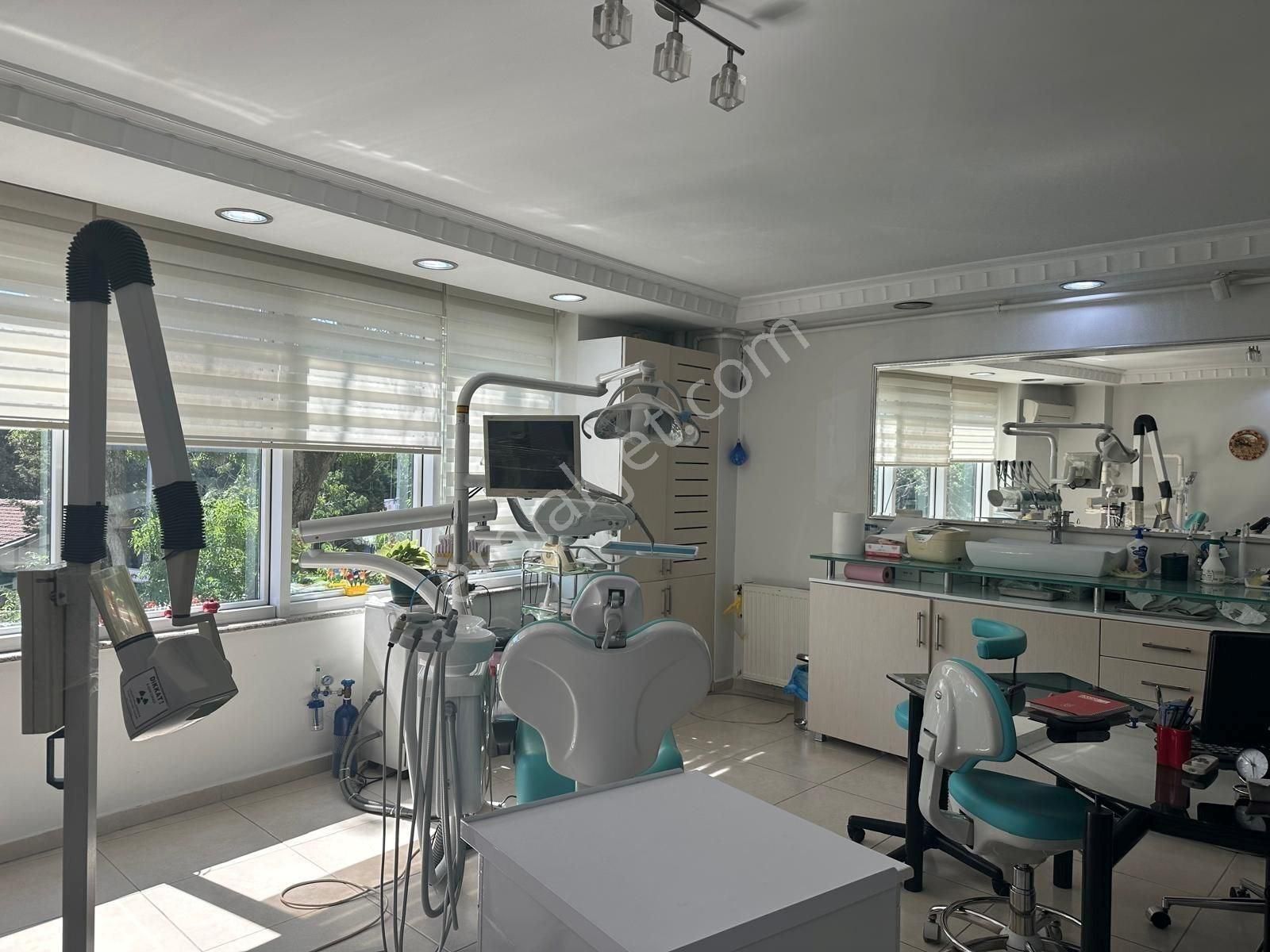 Üsküdar Bağlarbaşı Merkezde 20 Yıllık Diş Muayenehanesi Devren Satılık - Görsel 3