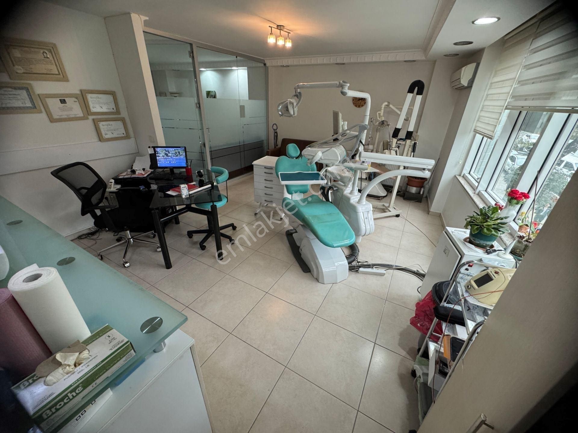 Üsküdar Bağlarbaşı Merkezde 20 Yıllık Diş Muayenehanesi Devren Satılık - Görsel 2