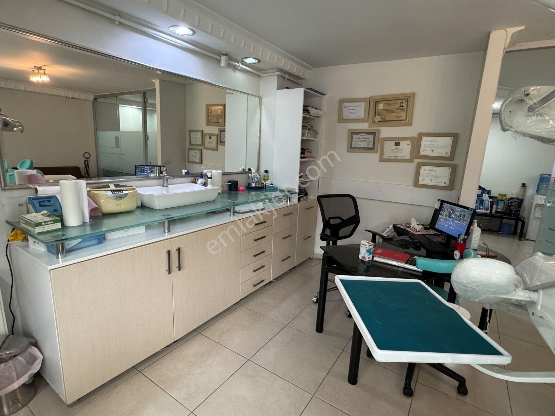 Üsküdar Bağlarbaşı Merkezde 20 Yıllık Diş Muayenehanesi Devren Satılık - Görsel 9