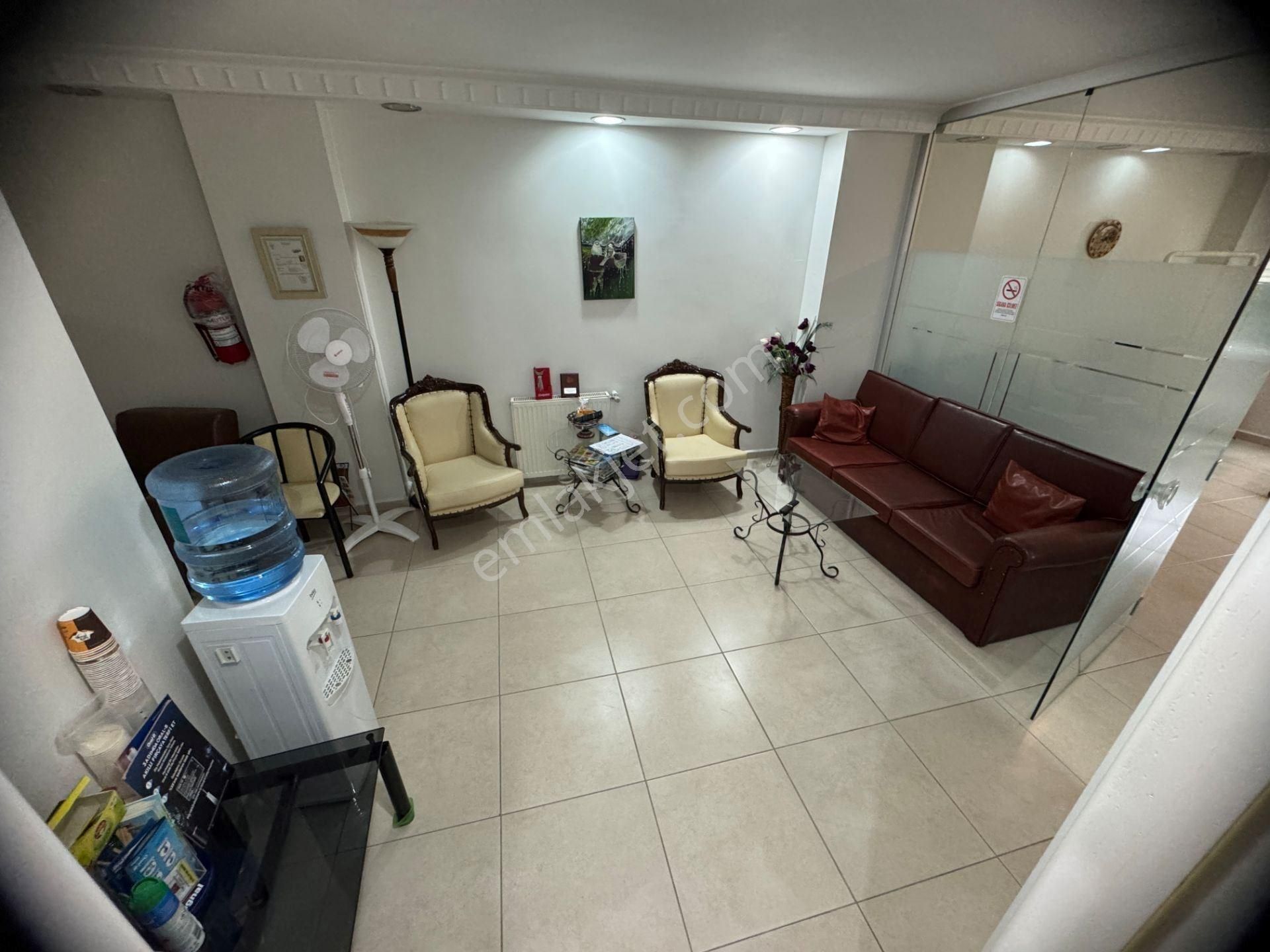 Üsküdar Bağlarbaşı Merkezde 20 Yıllık Diş Muayenehanesi Devren Satılık - Görsel 26