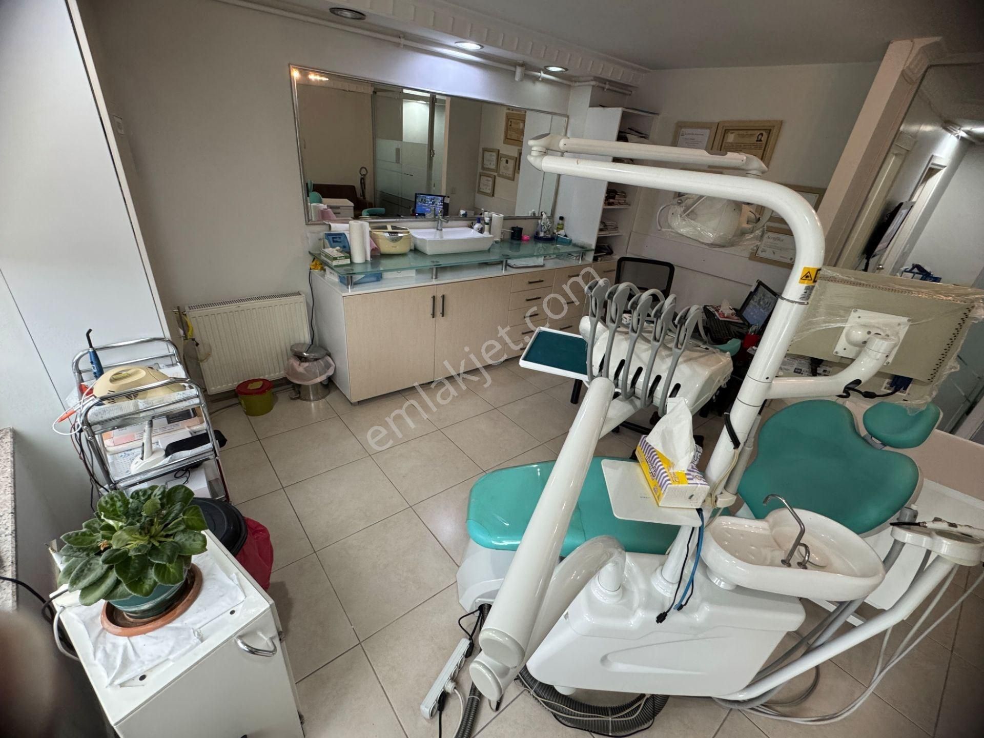 Üsküdar Bağlarbaşı Merkezde 20 Yıllık Diş Muayenehanesi Devren Satılık - Görsel 17