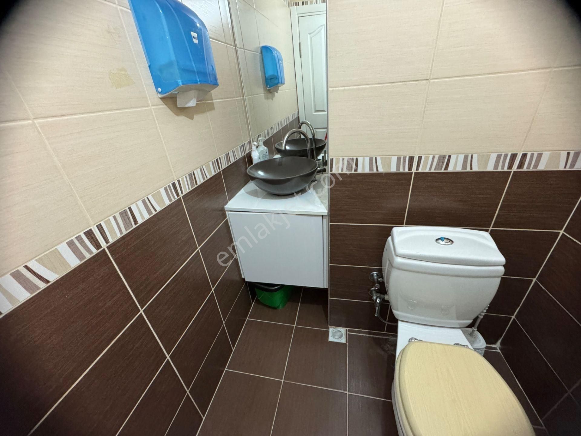 Üsküdar Bağlarbaşı Merkezde 20 Yıllık Diş Muayenehanesi Devren Satılık - Görsel 27