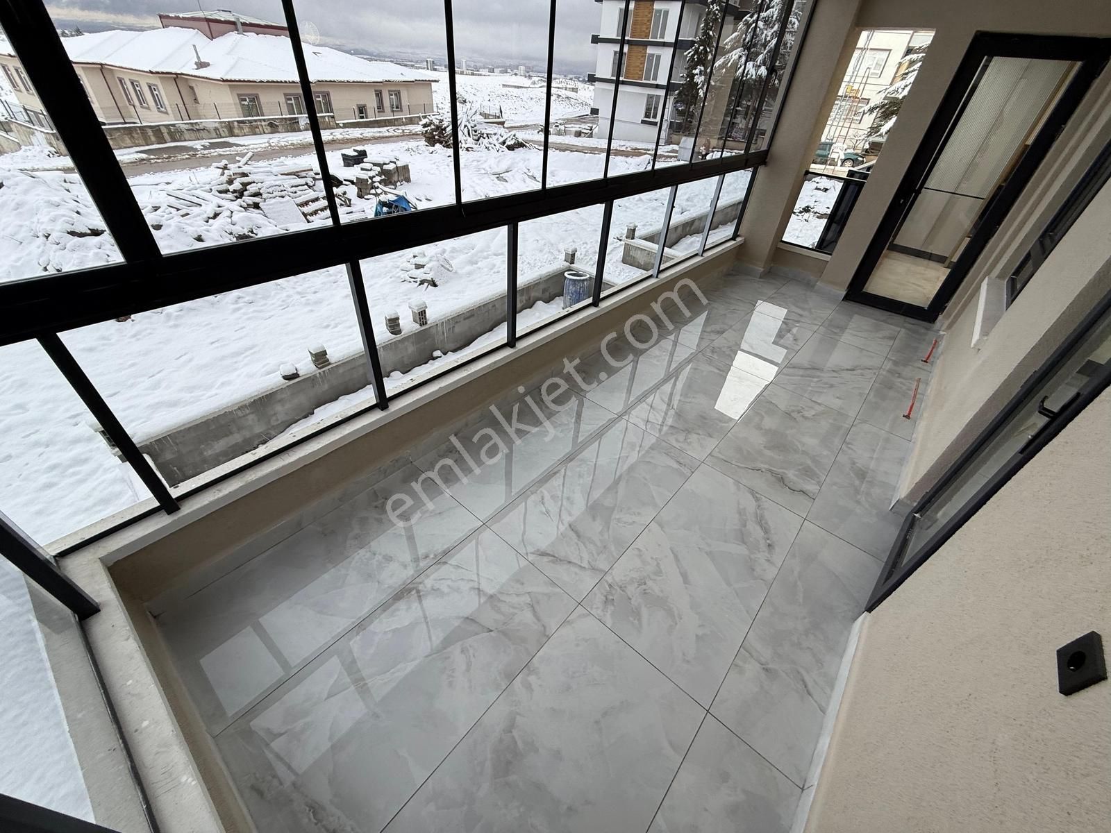 Keçiörende Megalüks Geniş 3+1 Giyinme Odal Ebeveyn Banyolu Daire - Görsel 16