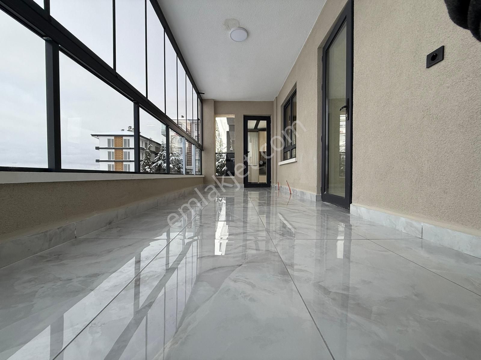 Keçiörende Megalüks Geniş 3+1 Giyinme Odal Ebeveyn Banyolu Daire - Görsel 25