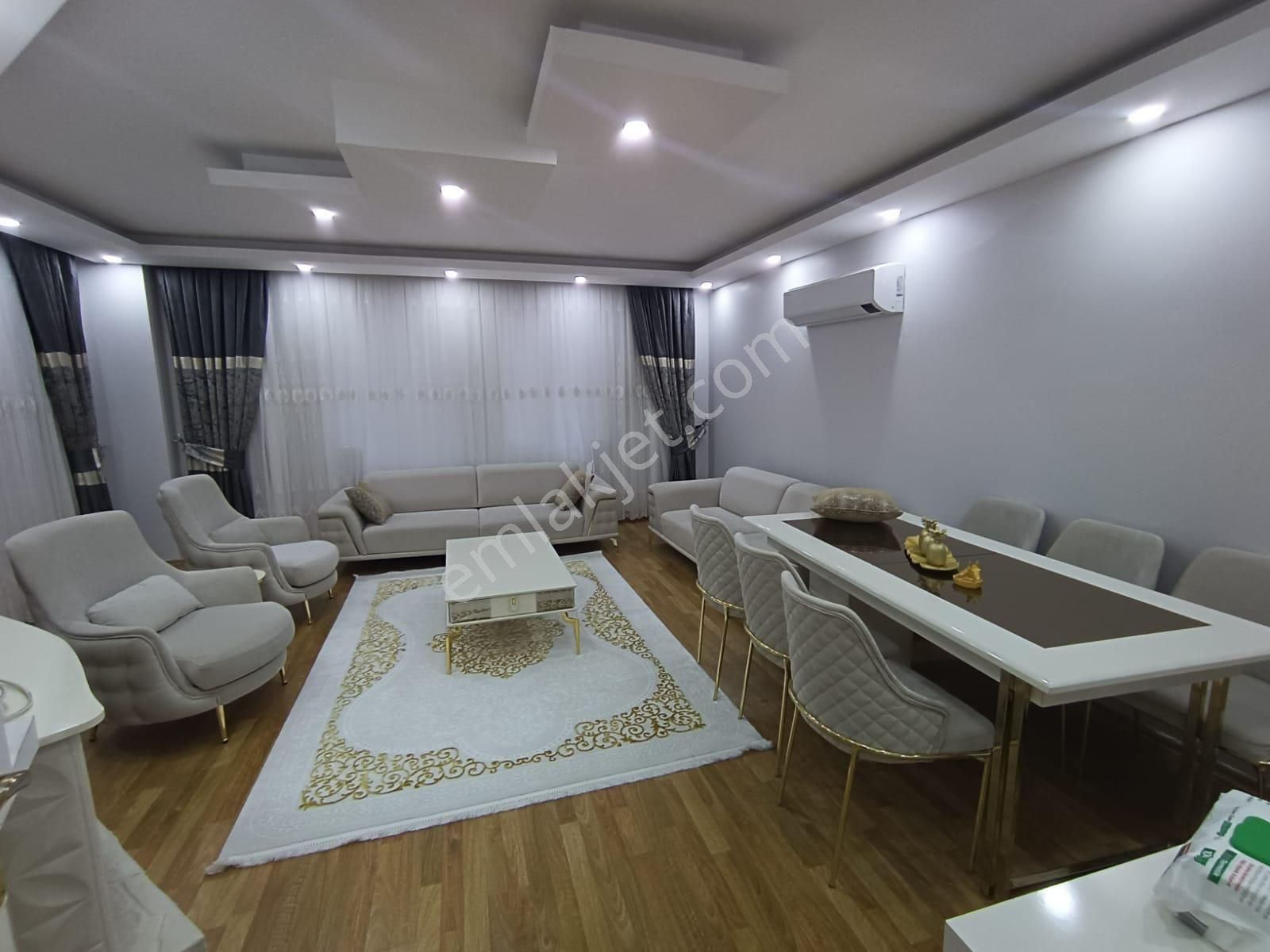 Alibaba Mahallesi'nde, Site İçerisinde Satılık 4+1 Daire - Görsel 2