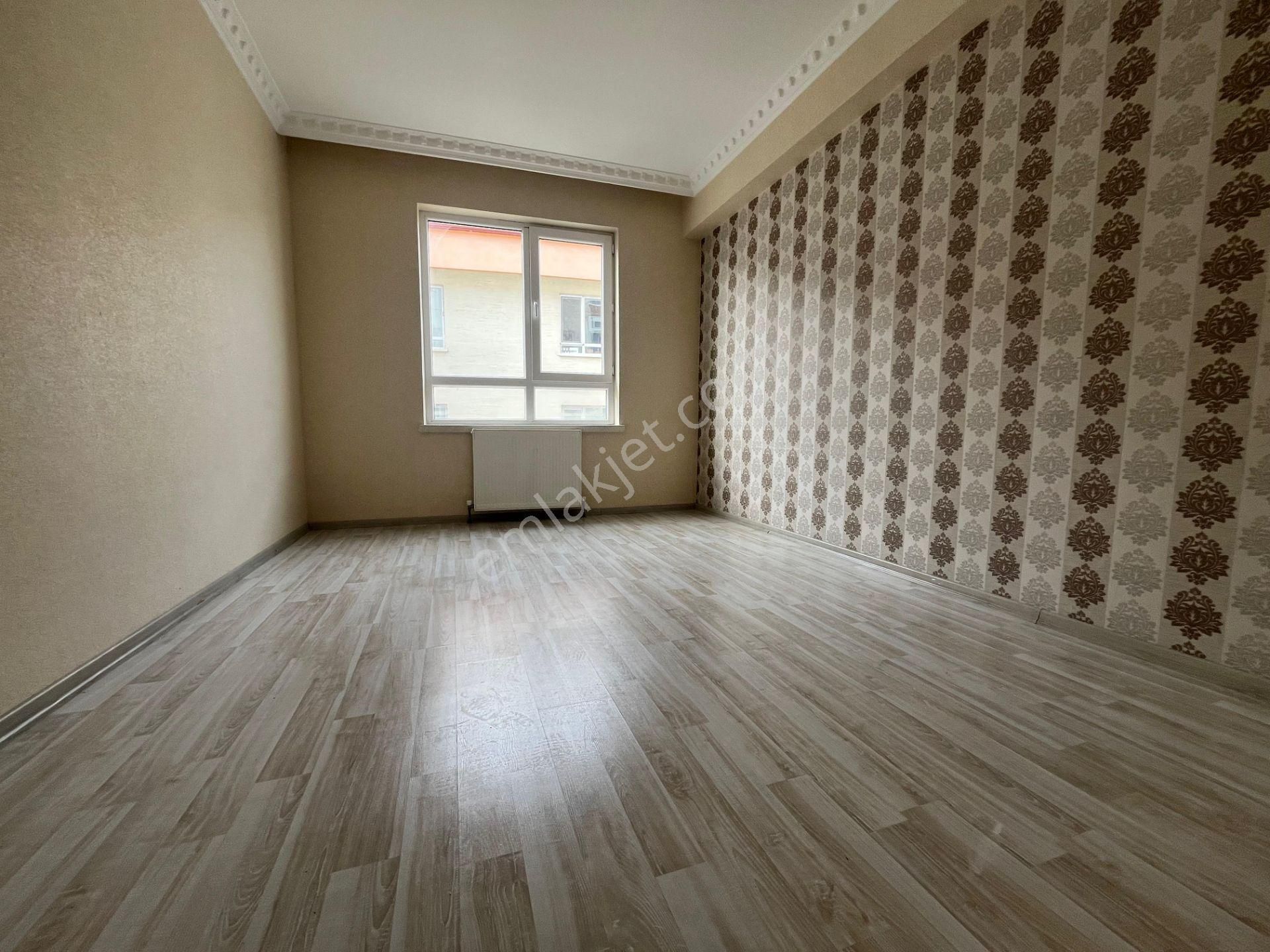 Kanuni Mahallesi'nde 3+1 Ebeveyn Banyolu Daire! - Görsel 18