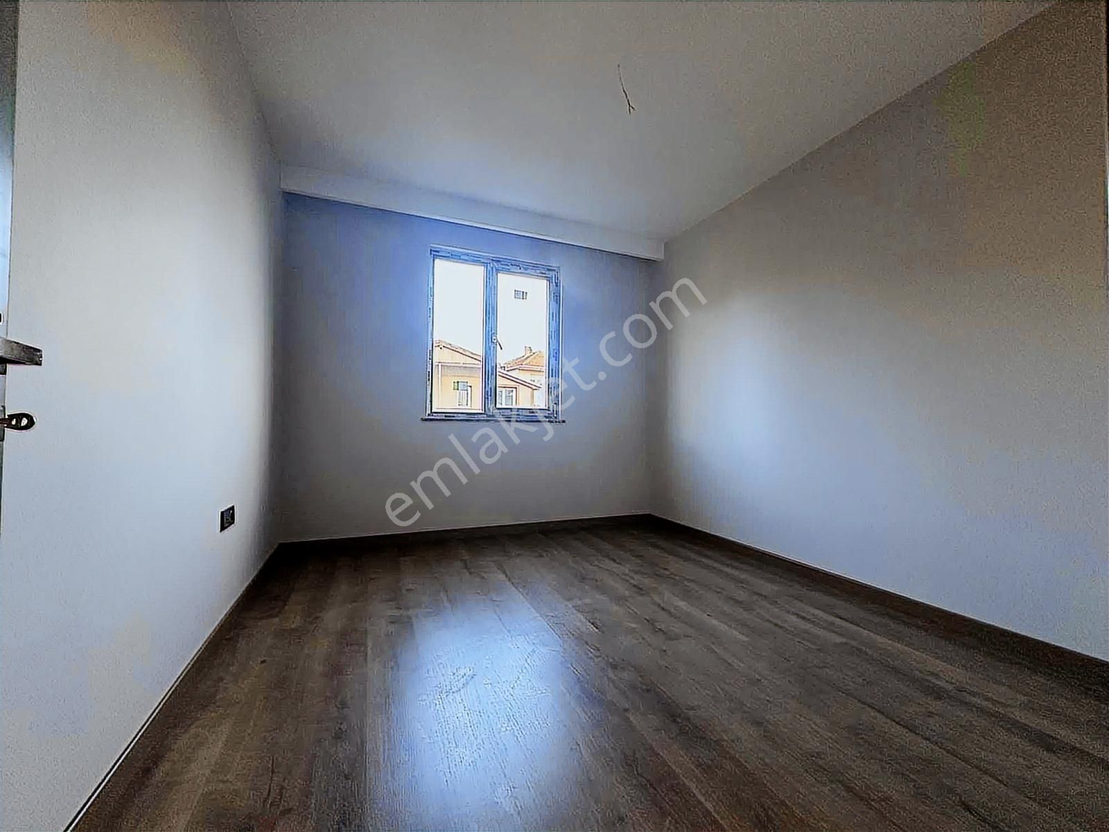 Bahçelievler Mh Hasbahçe Sitesinde Süper Konumda 3,5+1 Lüx Daire - Görsel 5