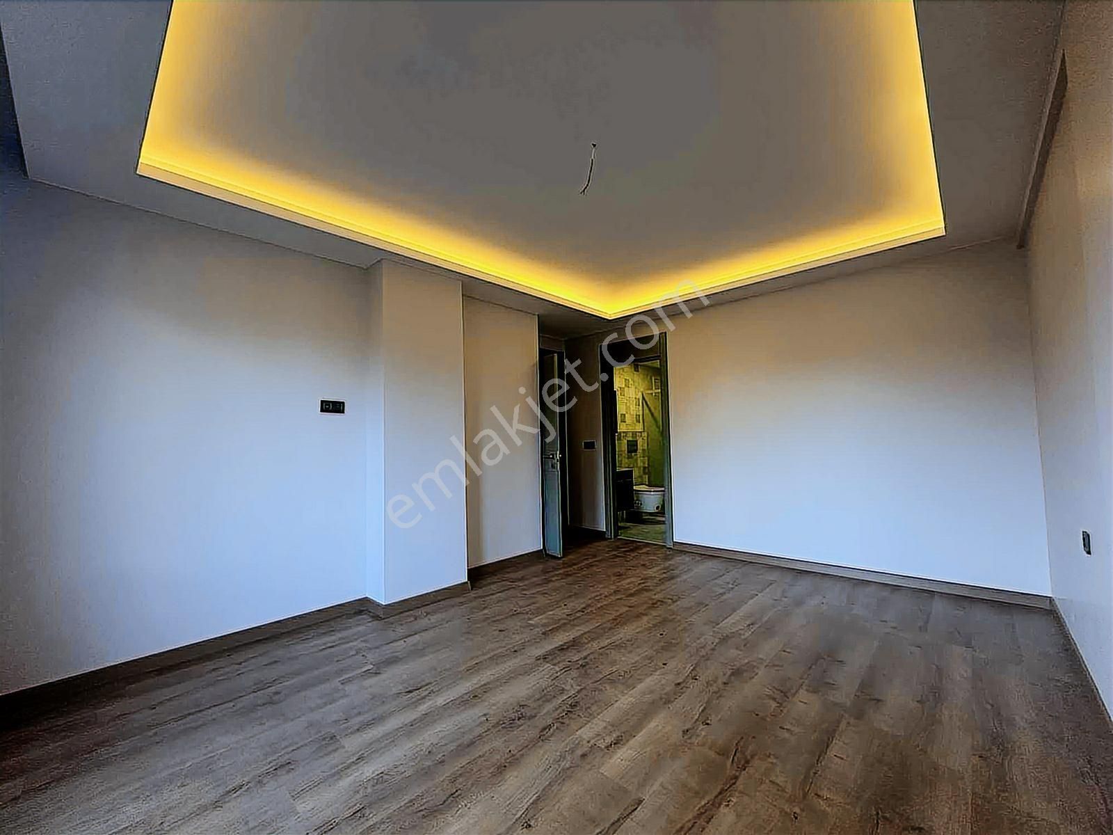 Bahçelievler Mh Hasbahçe Sitesinde Süper Konumda 3,5+1 Lüx Daire - Görsel 15