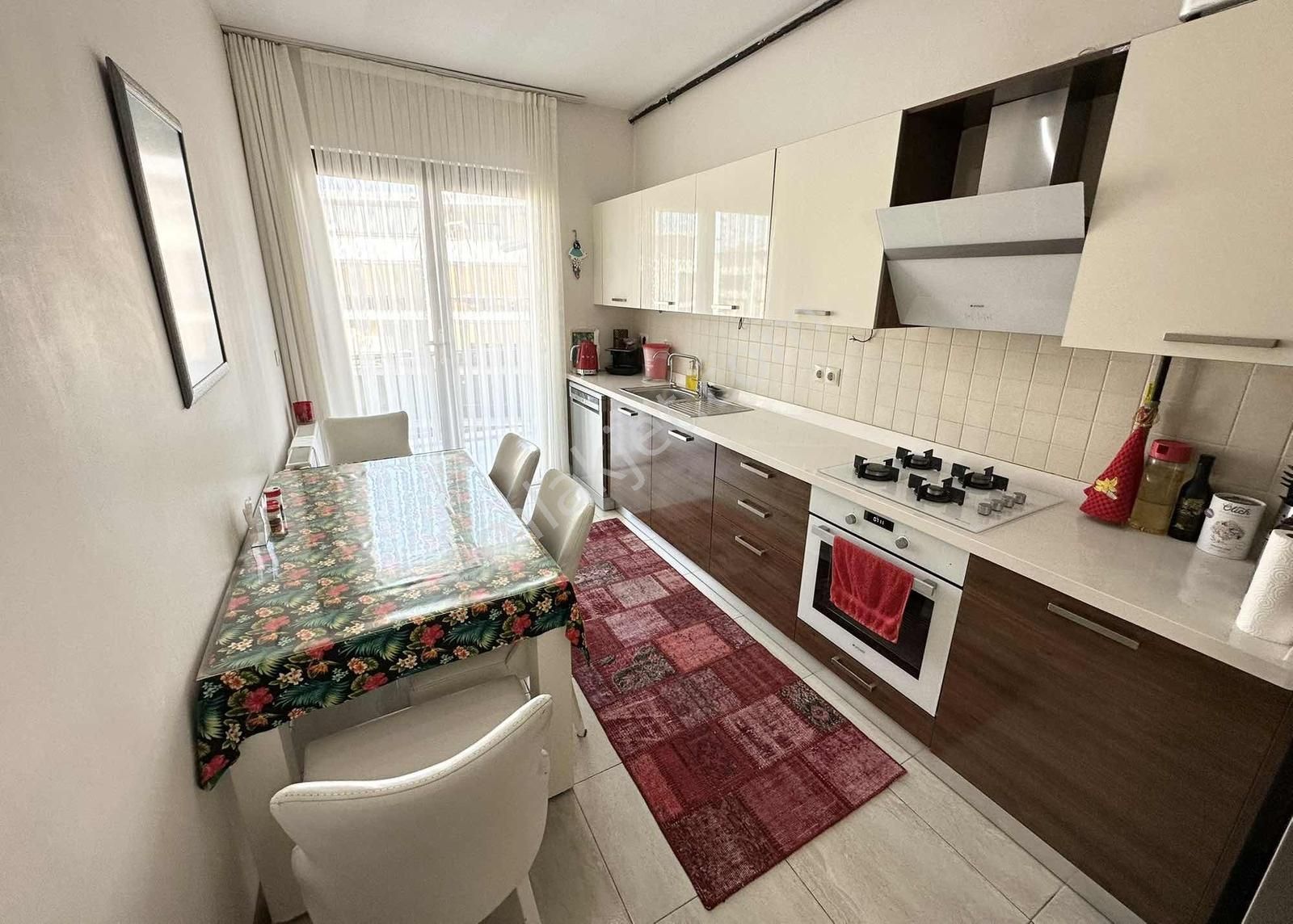 Remax Leon Güzelyalı Burgazpark 3 Evleri'nde Satılık 4+2 Daire - Görsel 14