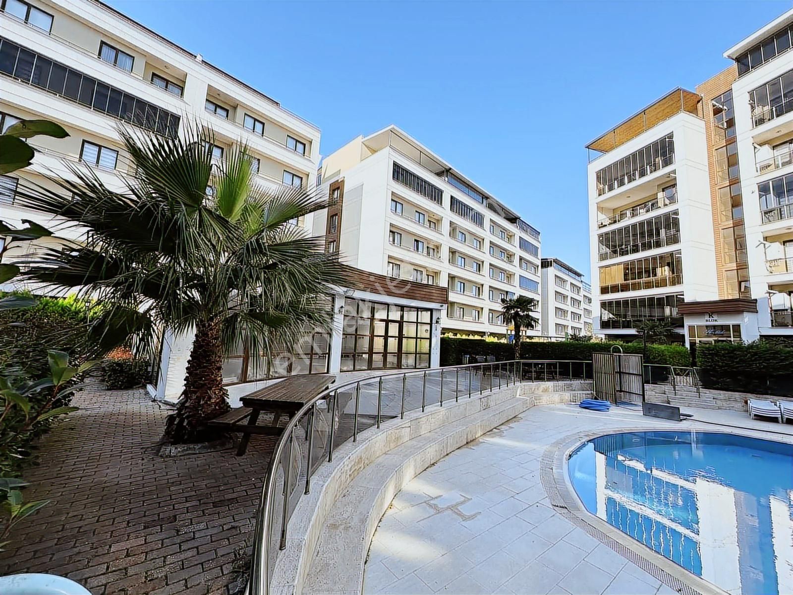 Remax Leon Güzelyalı Burgazpark 3 Evleri'nde Satılık 4+2 Daire - Görsel 16