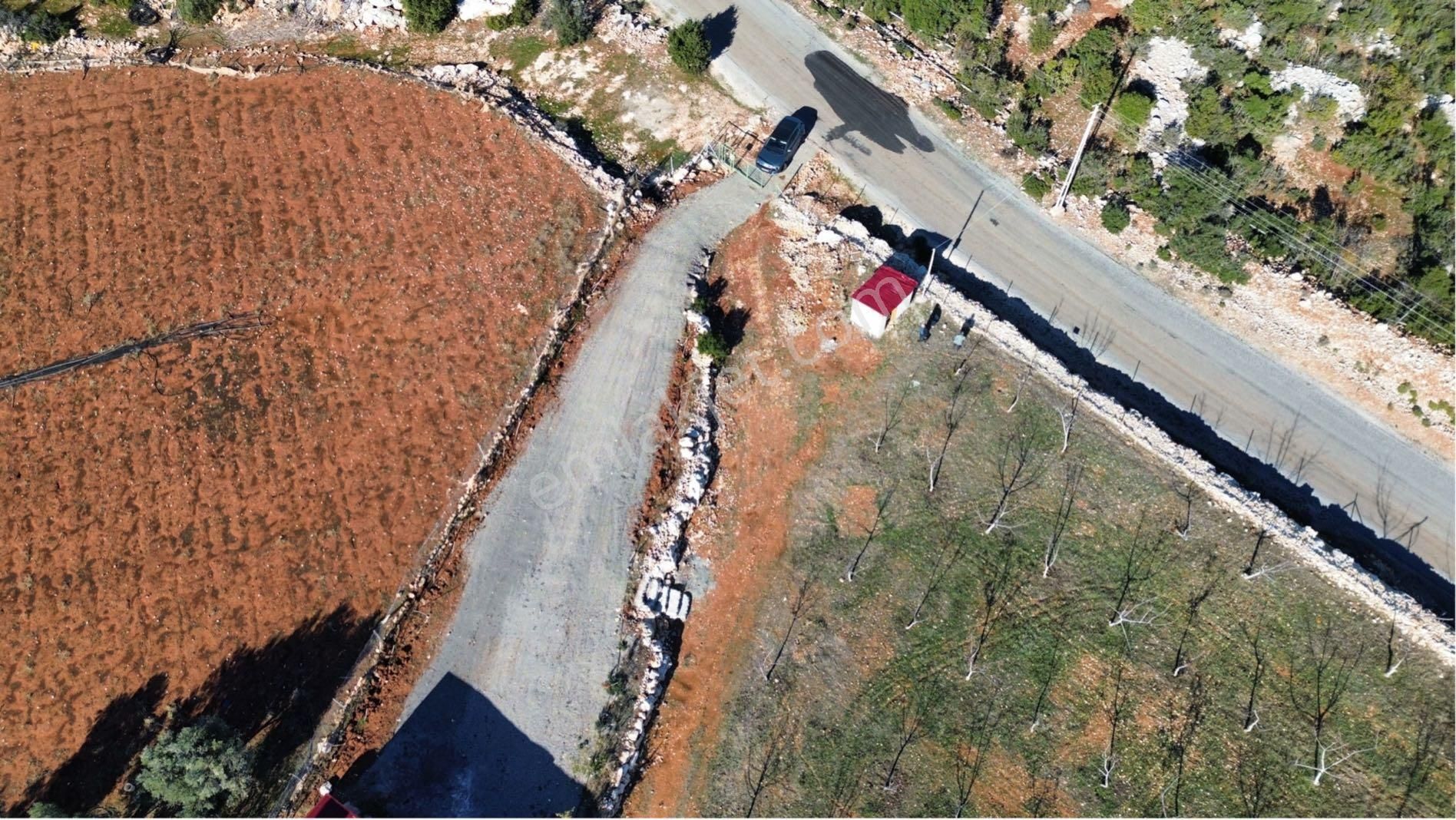 Kaçırılmaz Fırsat 20 Dönüm Arazi İçinde 2+1 Ev