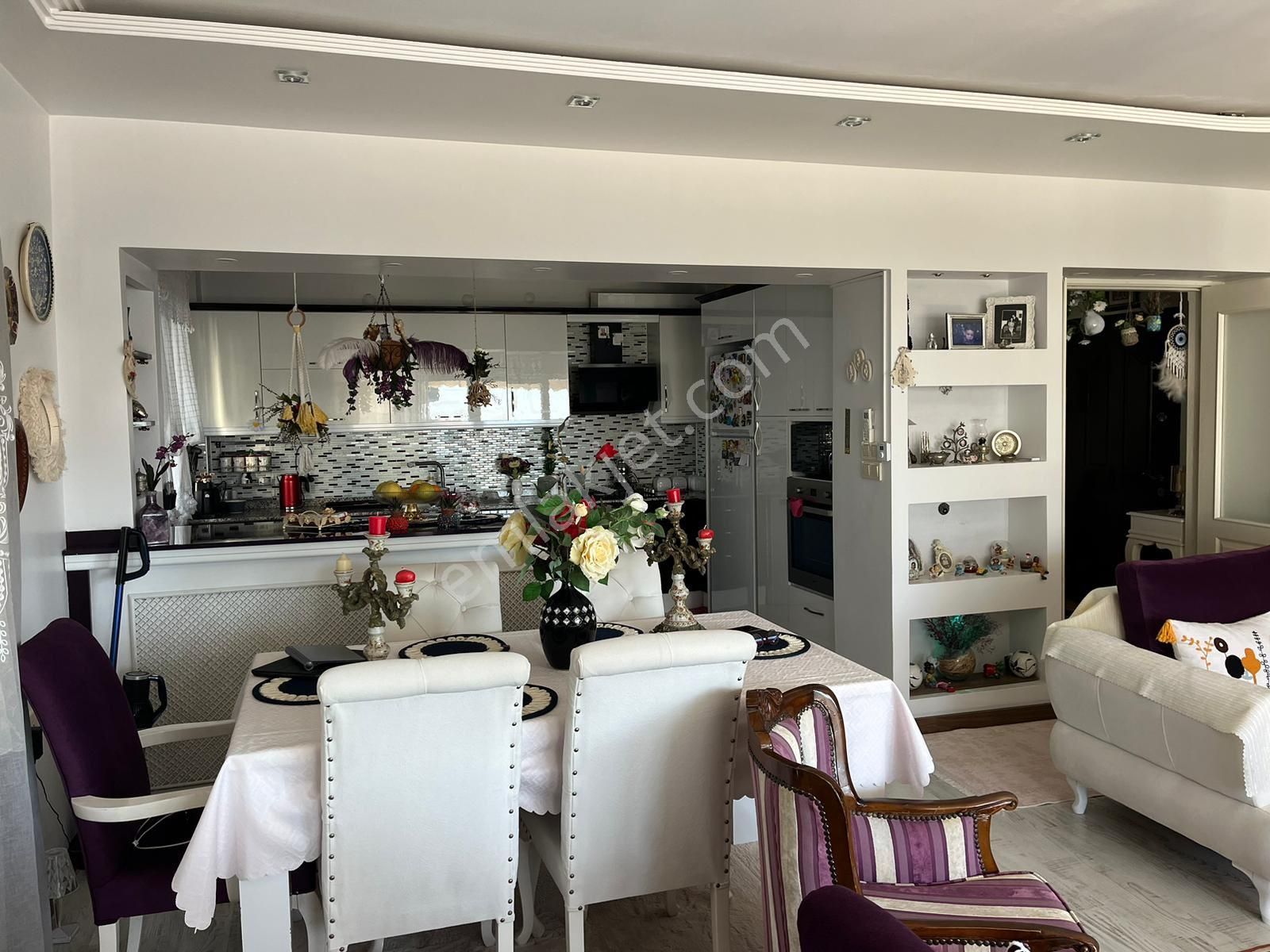 Ege Mahallesi'nde Havuzlu Site İçerisinde 3+1 Satılık Daire - Görsel 7