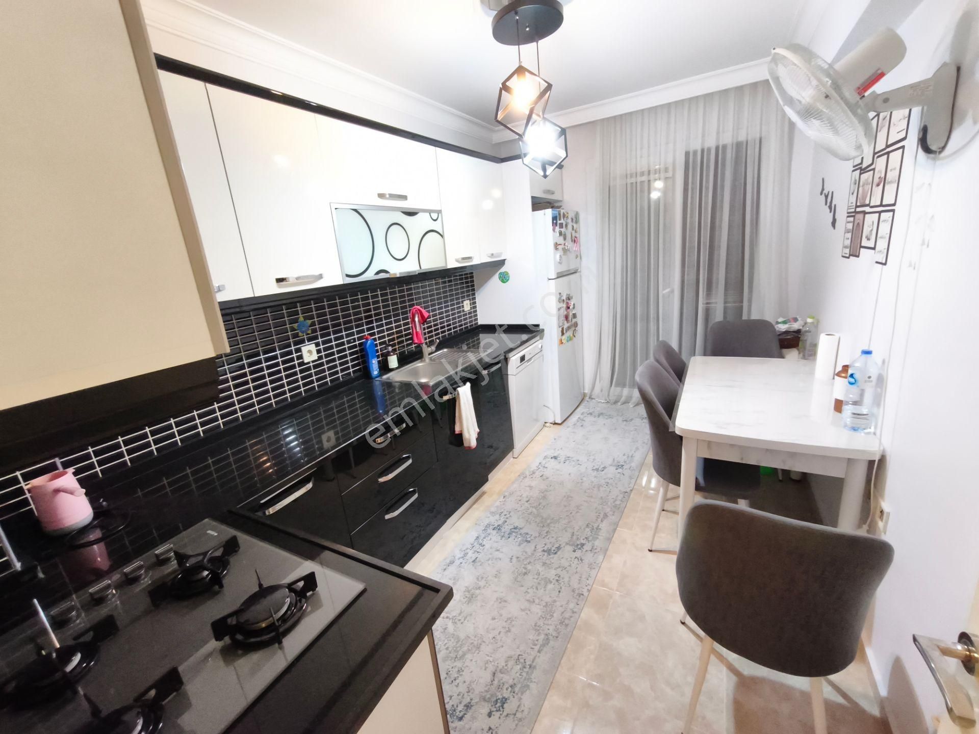 Gazi Mahallesi Merkezi Konumda Arakat Lüks Eşyalı Kiralık 3+1 Daire - Görsel 13