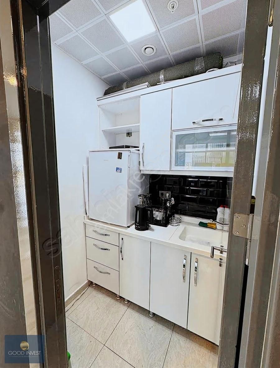 1071 Usta Plaza Yapılı 100 Metrekare Manzaralı Köşe Ofis - Görsel 8