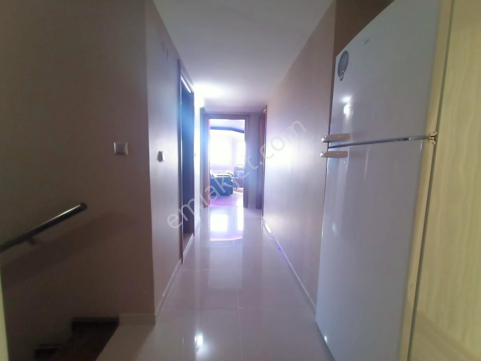 Ege Mahallesi'nde Deniz Manzaralı Çatı Dubleks Daire - Görsel 9