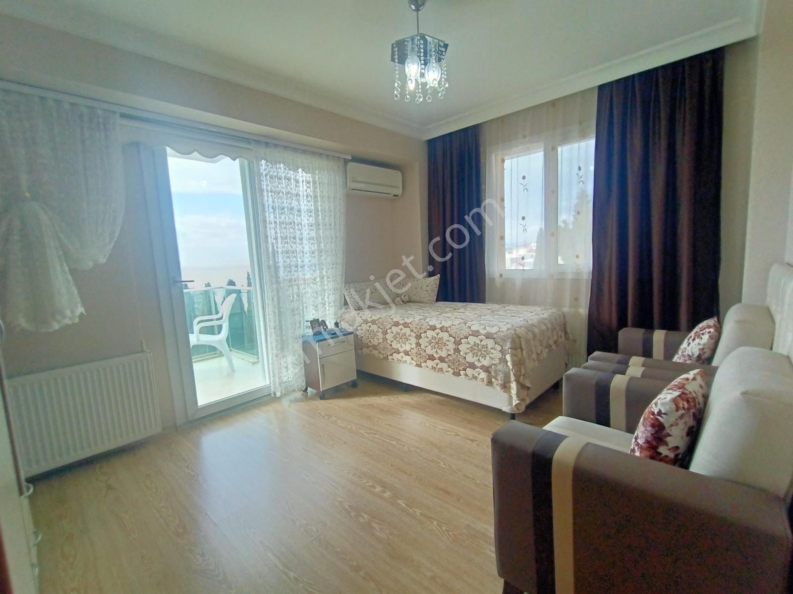 Ege Mahallesi'nde Deniz Manzaralı Çatı Dubleks Daire - Görsel 27