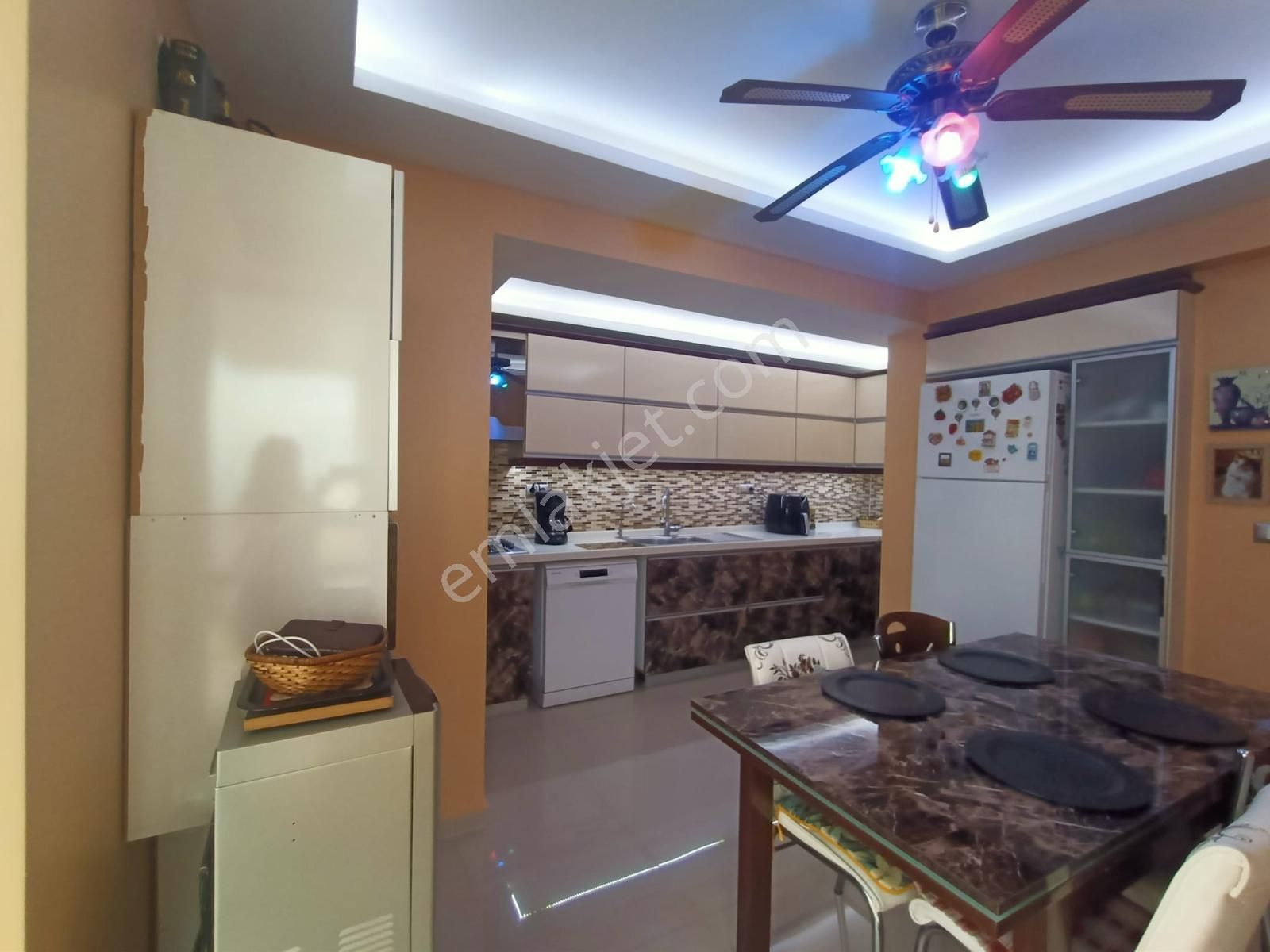 Ege Mahallesi'nde Deniz Manzaralı Çatı Dubleks Daire - Görsel 22