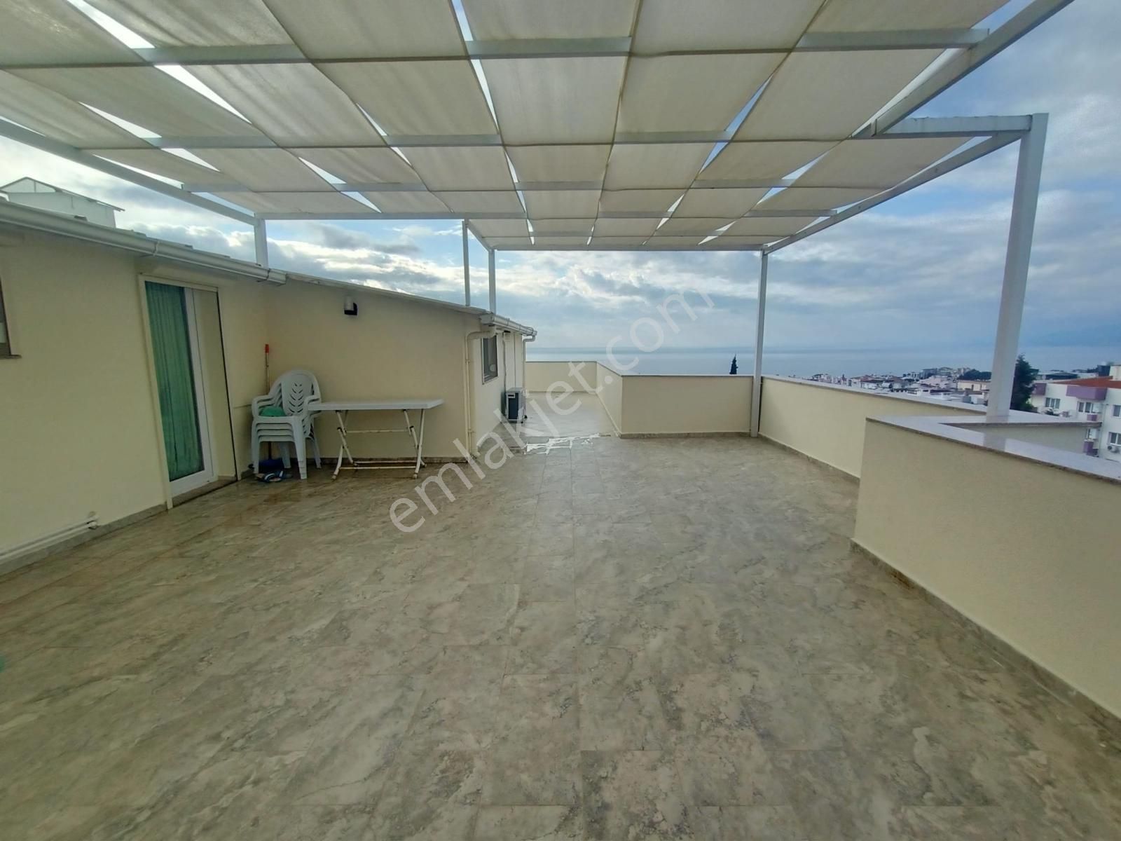 Ege Mahallesi'nde Deniz Manzaralı Çatı Dubleks Daire - Görsel 5