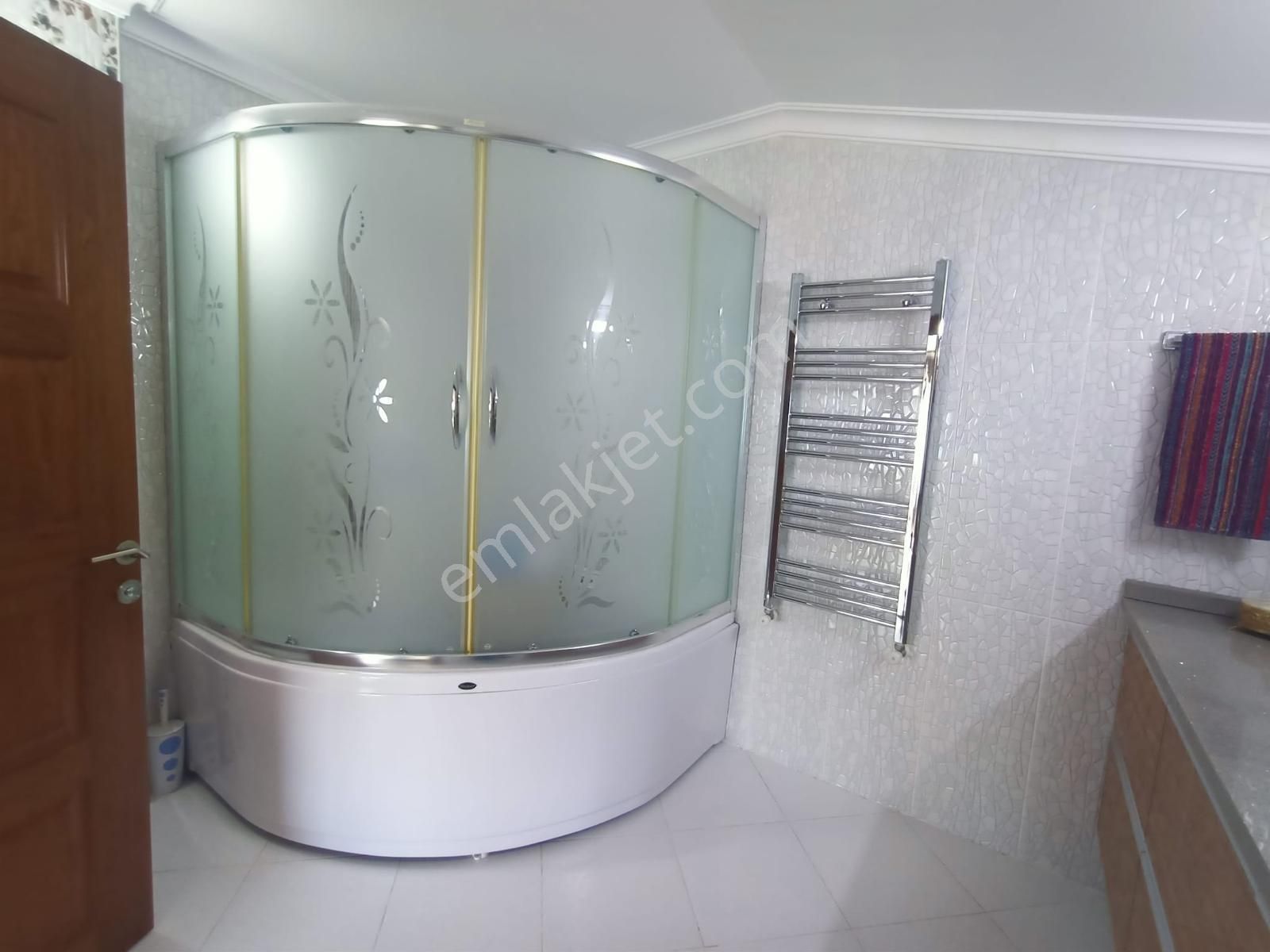 Ege Mahallesi'nde Deniz Manzaralı Çatı Dubleks Daire - Görsel 16