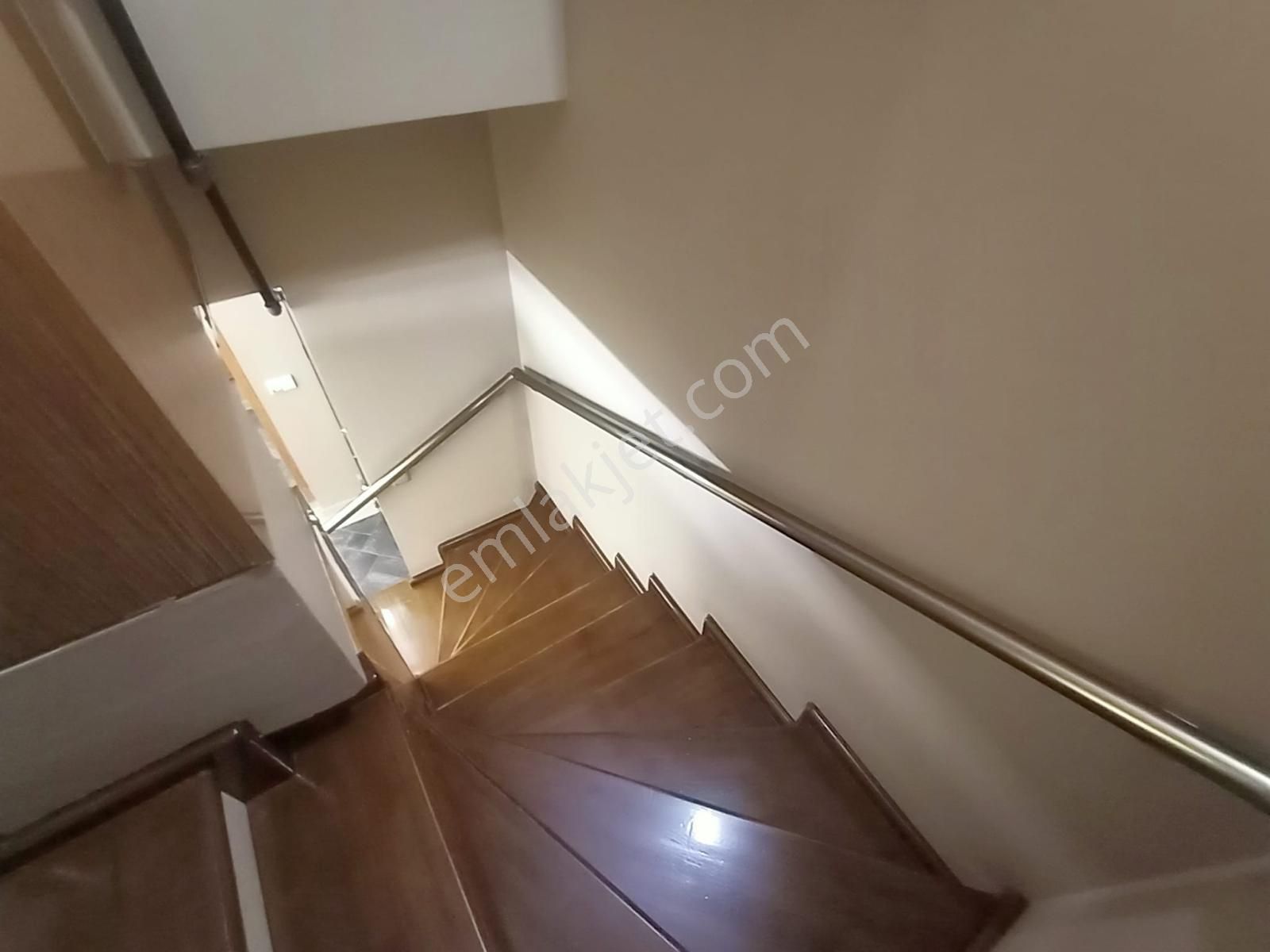 Ege Mahallesi'nde Deniz Manzaralı Çatı Dubleks Daire - Görsel 10