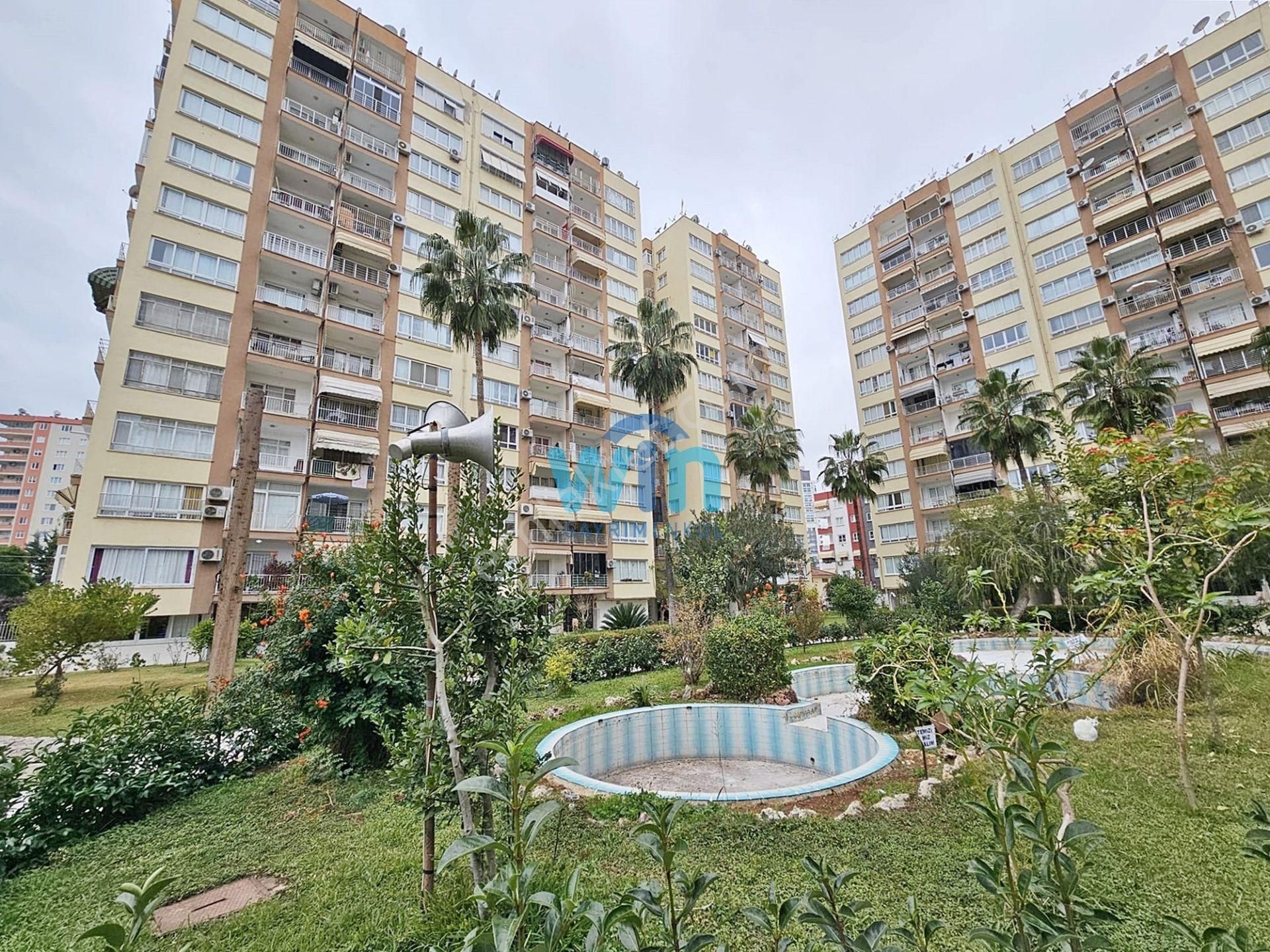 Win'den Mezitlide Yeni Tadilatı Yapılmış Havuzlu Sitede Kiralık 3+1 Daire