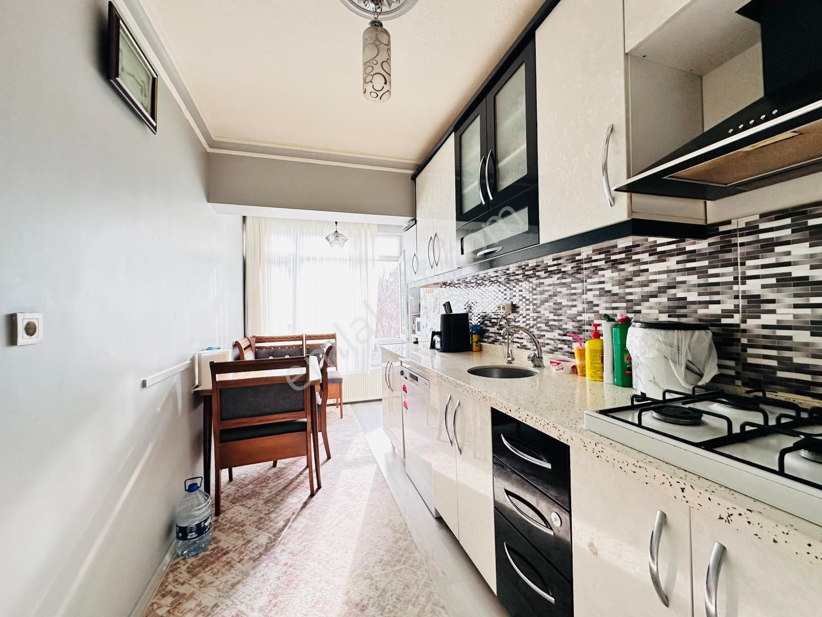 Kalecik Emlak'tan Merkez Mah'de 1.katta G.cephe Masrafsız 3+1 - Görsel 2