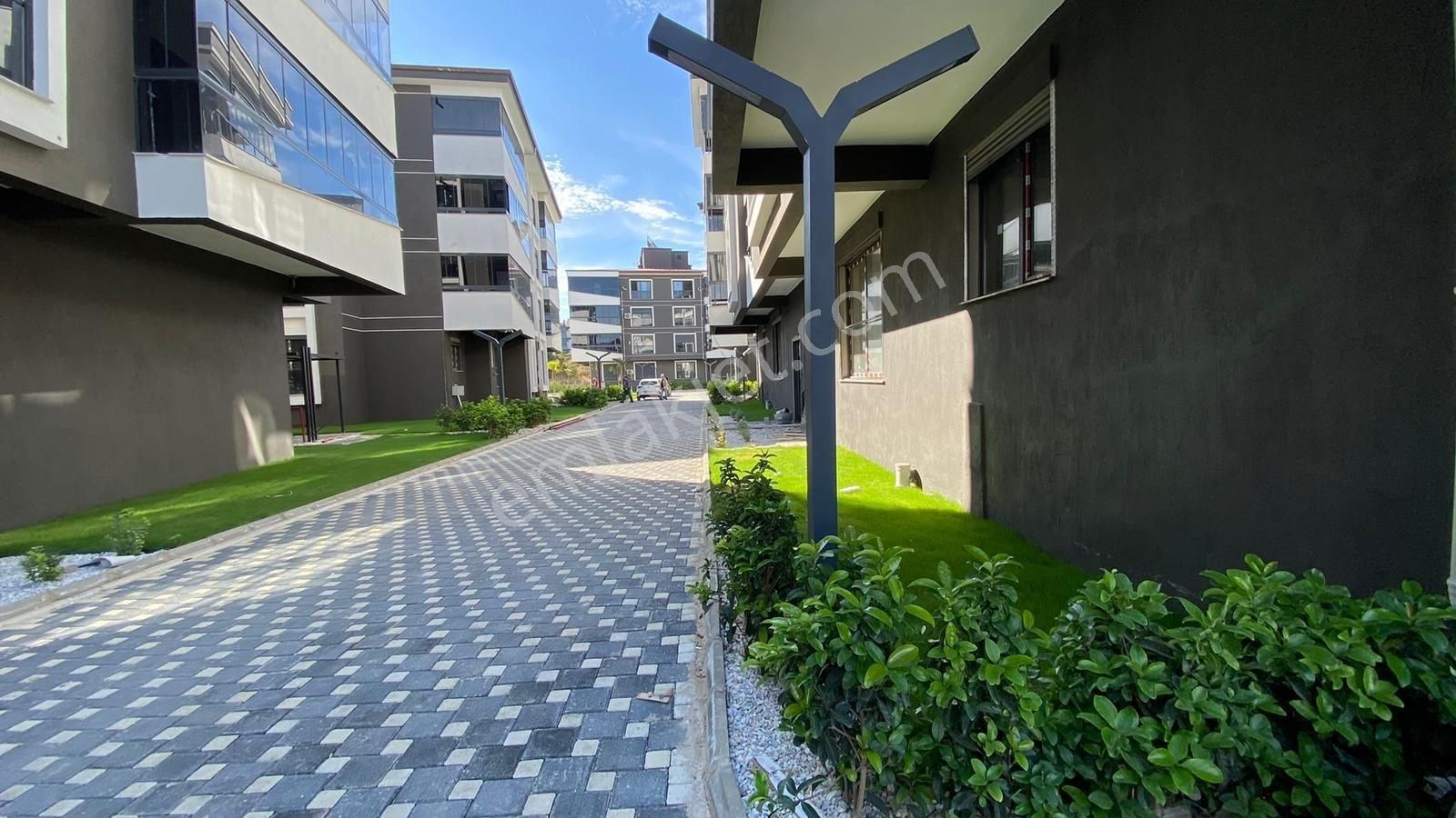 Emiryapi Gayrimenkuldan Mükemmel Havuzlu Site İçinde 2+1 Daire - Görsel 21