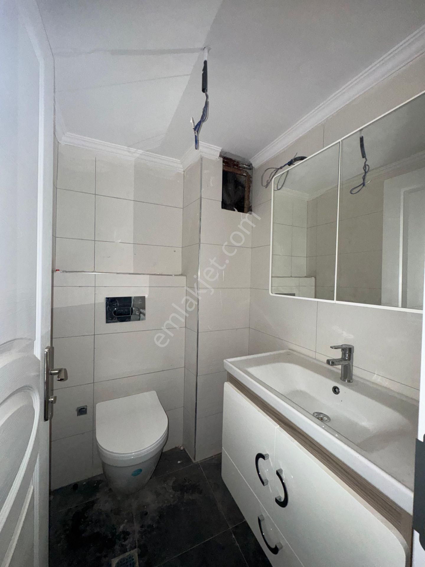 Güzelbahçe Yalı Mahallesi'nde Deniz Manzaralı Satılık Villa - Görsel 8