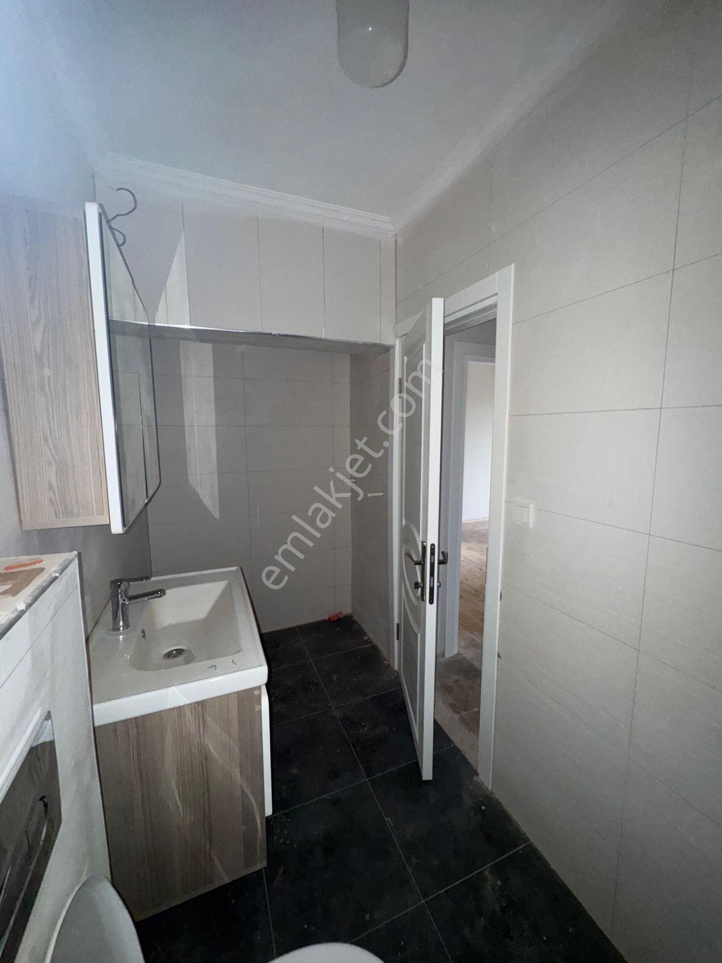 Güzelbahçe Yalı Mahallesi'nde Deniz Manzaralı Satılık Villa - Görsel 9